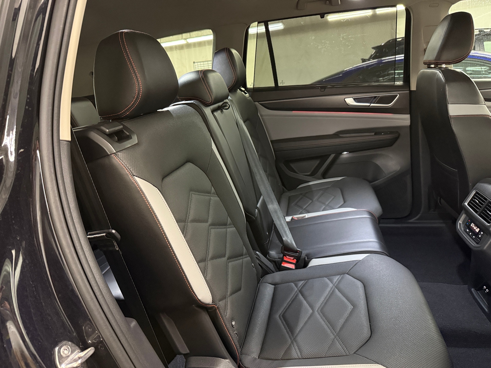 Thumbnail: 2024 Volkswagen Atlas - 5