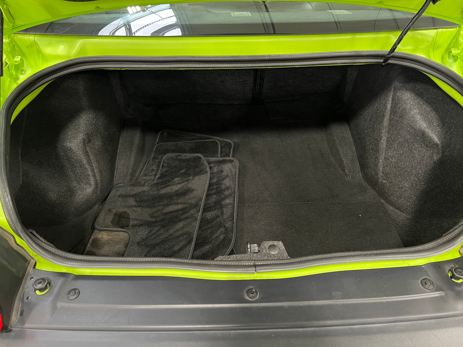 Thumbnail: 2015 Dodge Challenger - 4