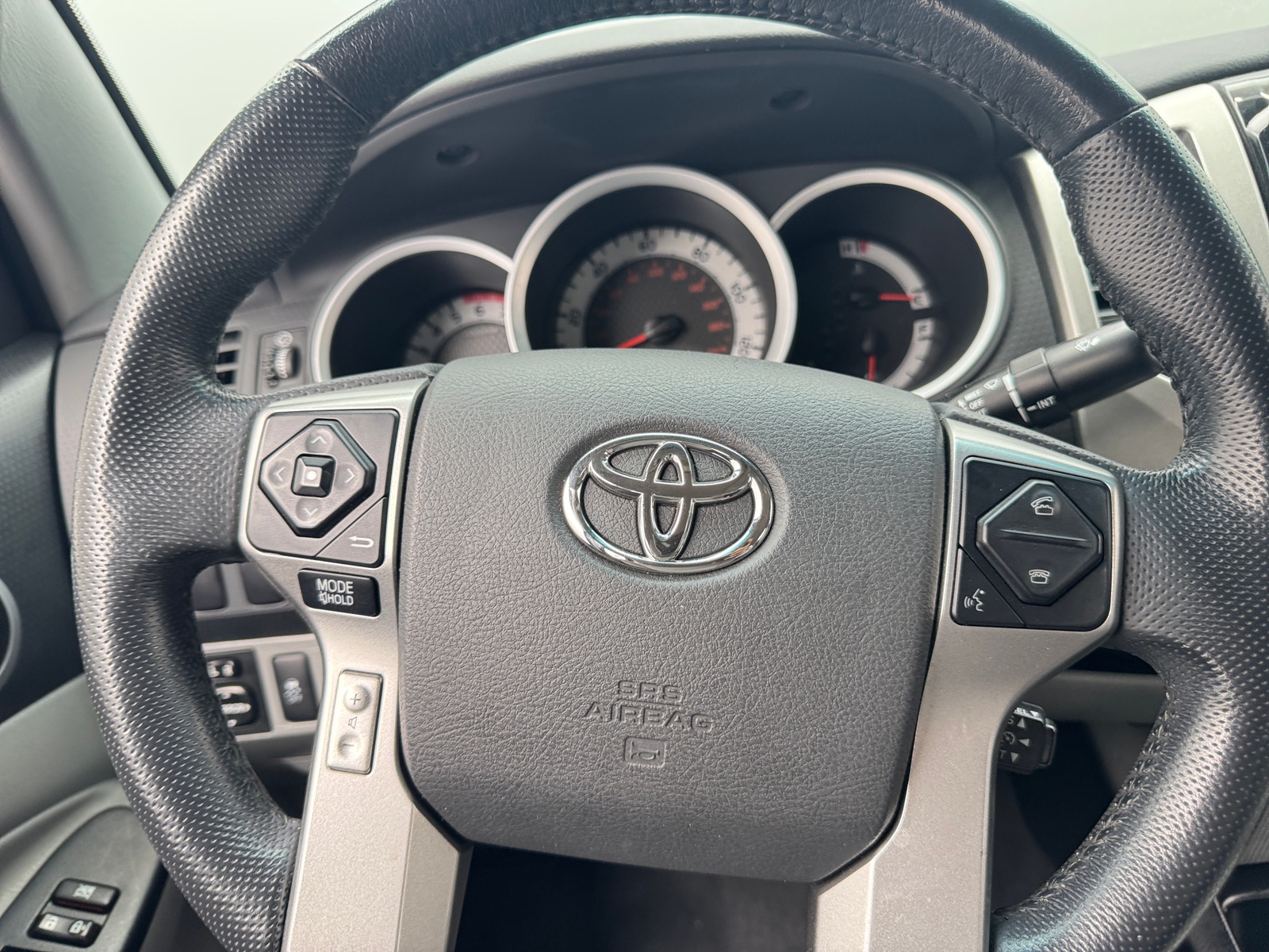 Thumbnail: 2015 Toyota Tacoma - 5