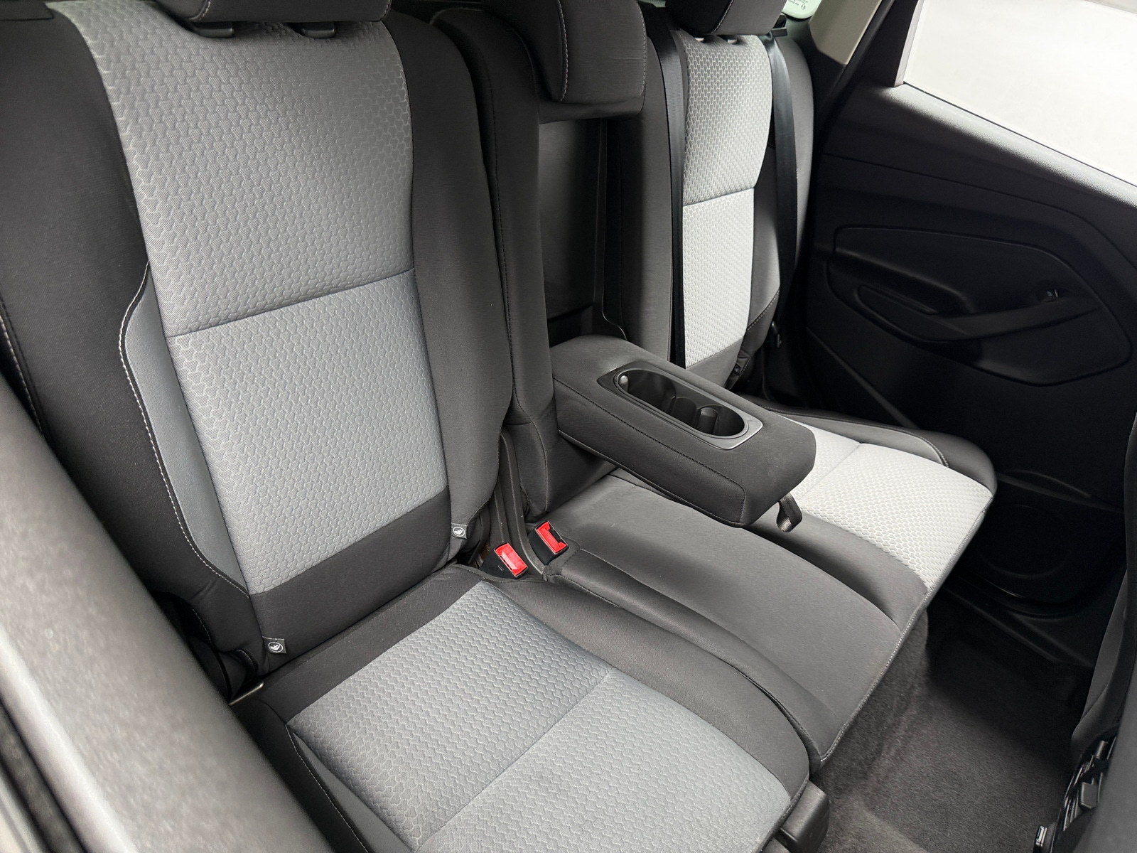 Thumbnail: 2019 Ford Escape - 6