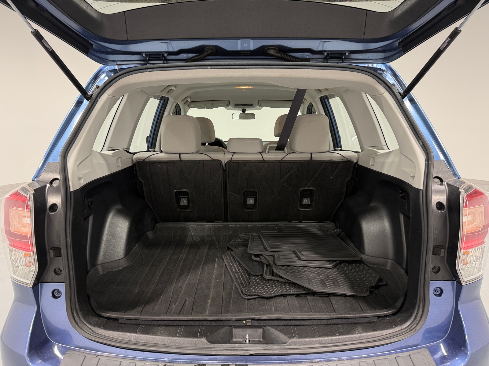 Thumbnail: 2017 Subaru Forester - 7