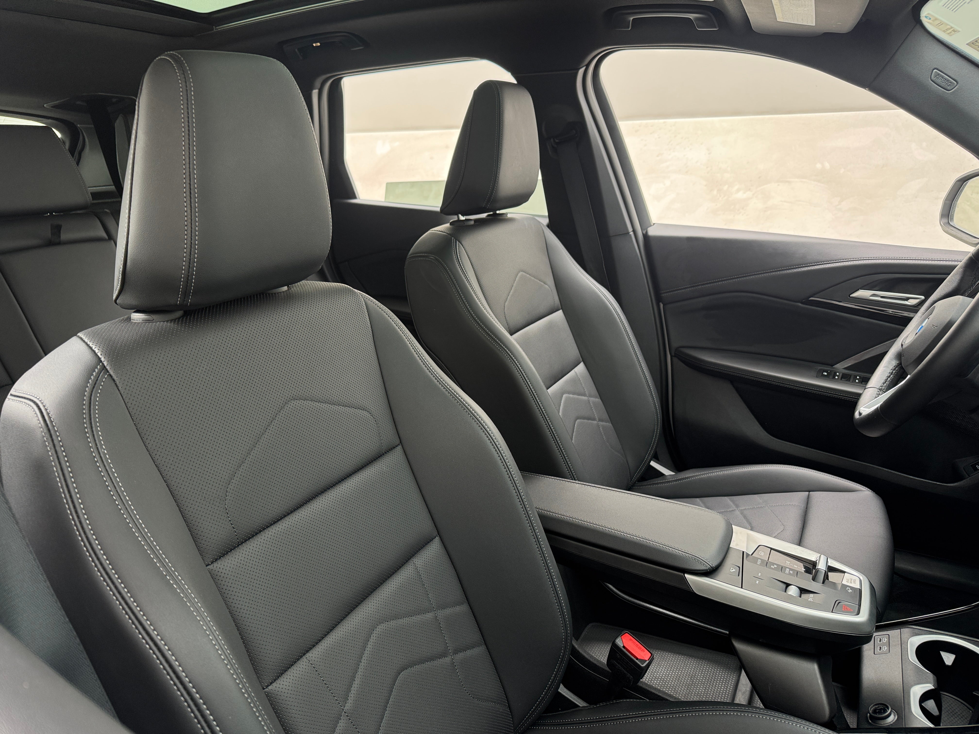 2026 BMW X1 28i - Photo 3