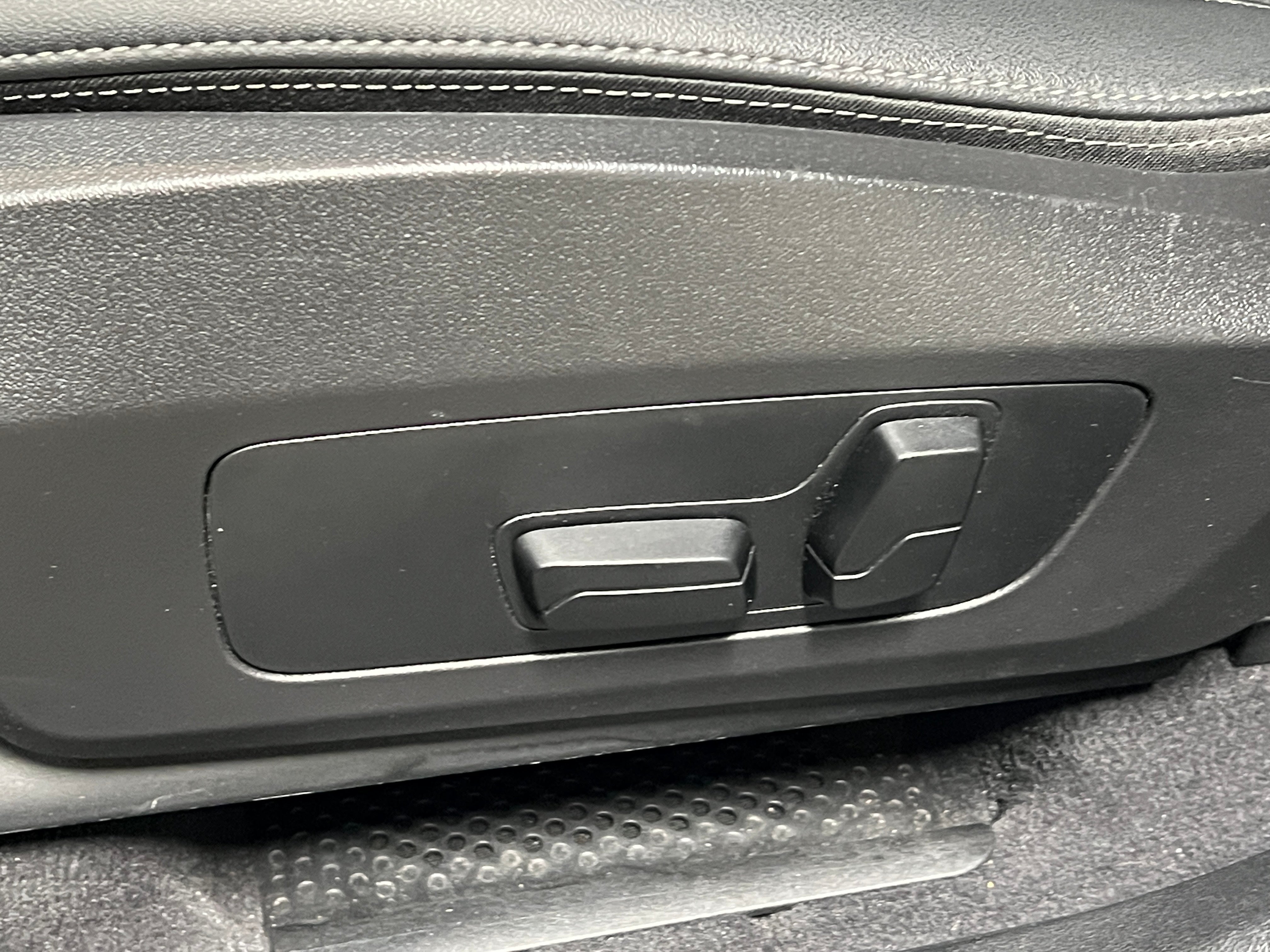 2026 BMW X1 28i - Photo 10
