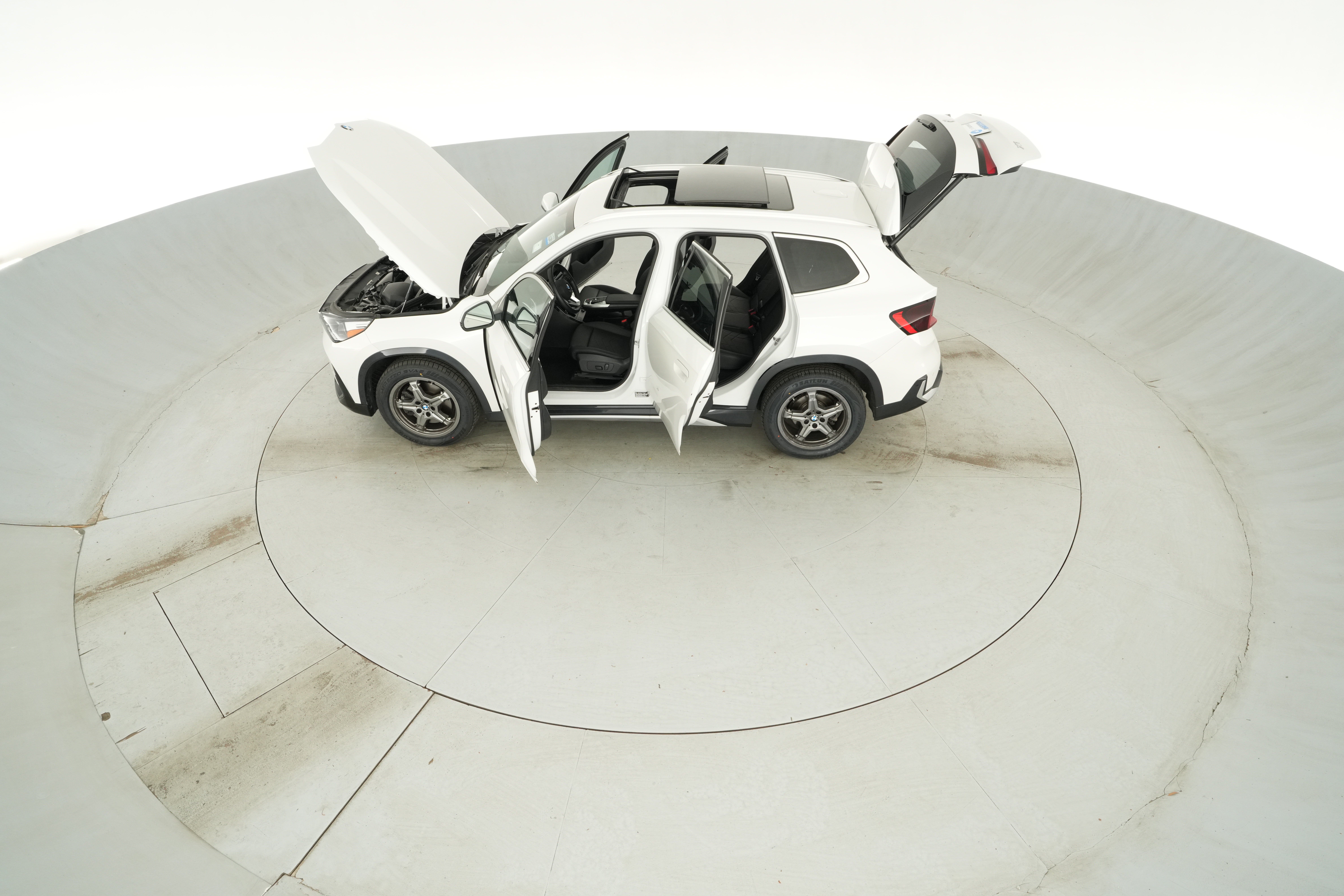 2026 BMW X1 28i - Photo 42