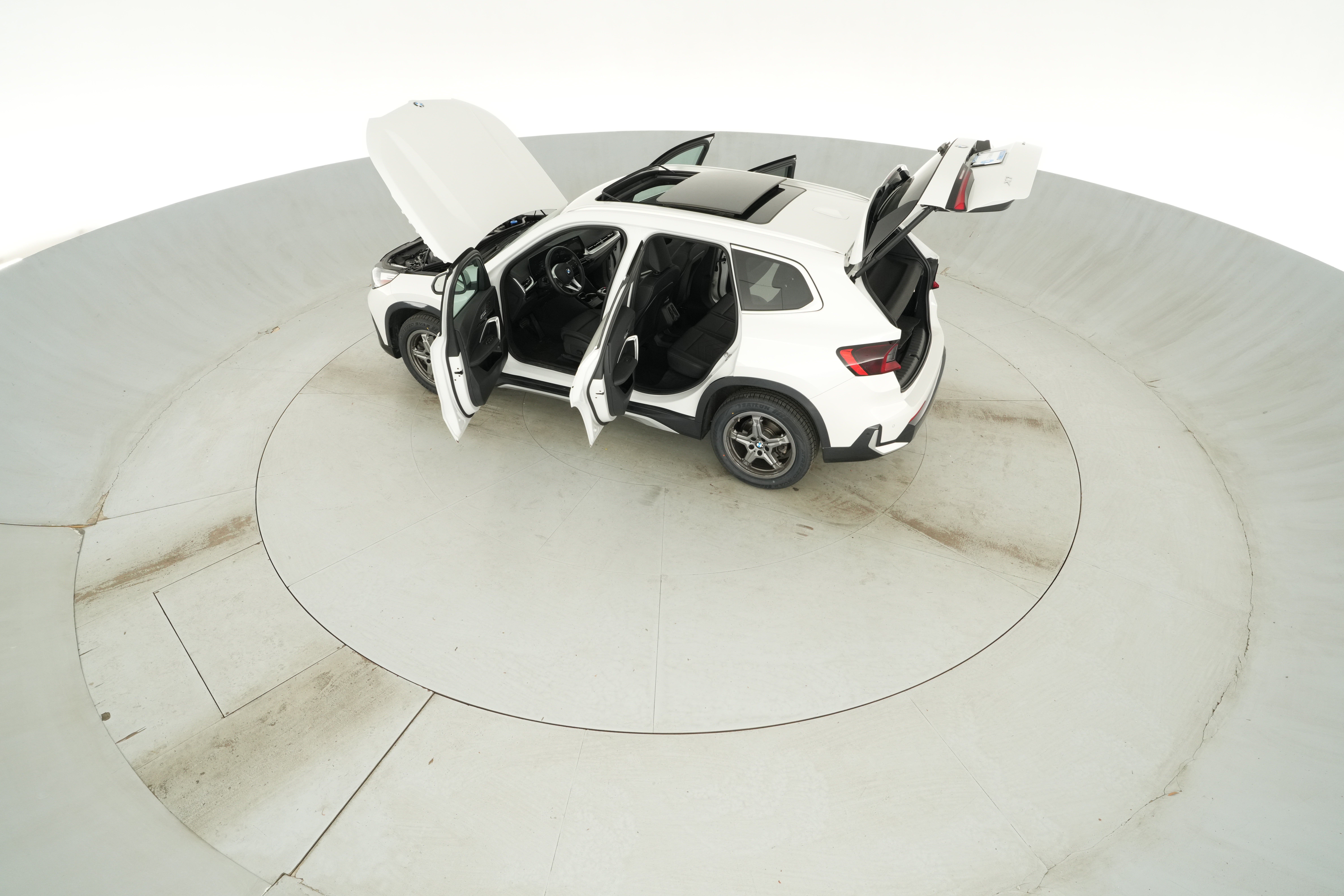 2026 BMW X1 28i - Photo 43