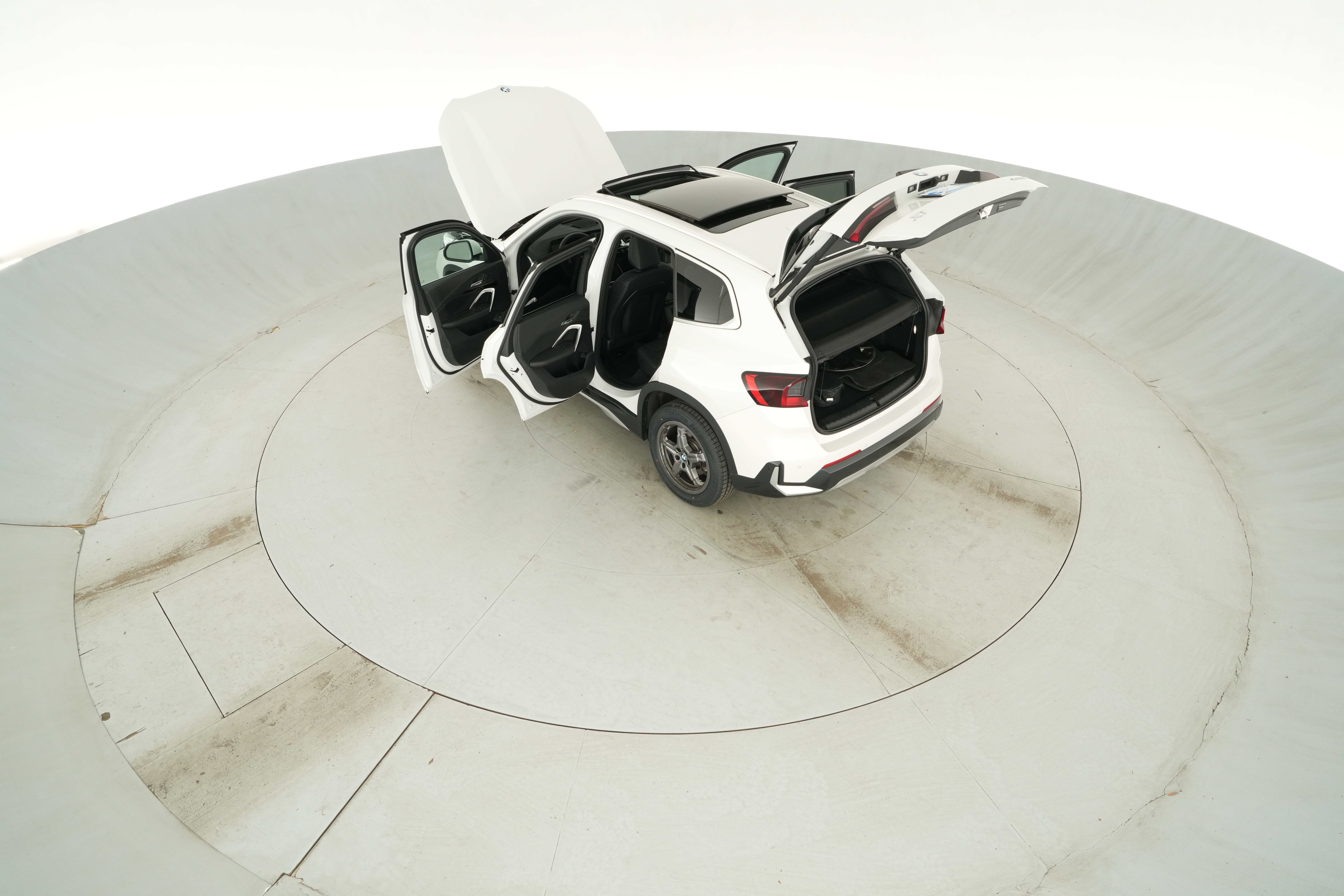 2026 BMW X1 28i - Photo 44