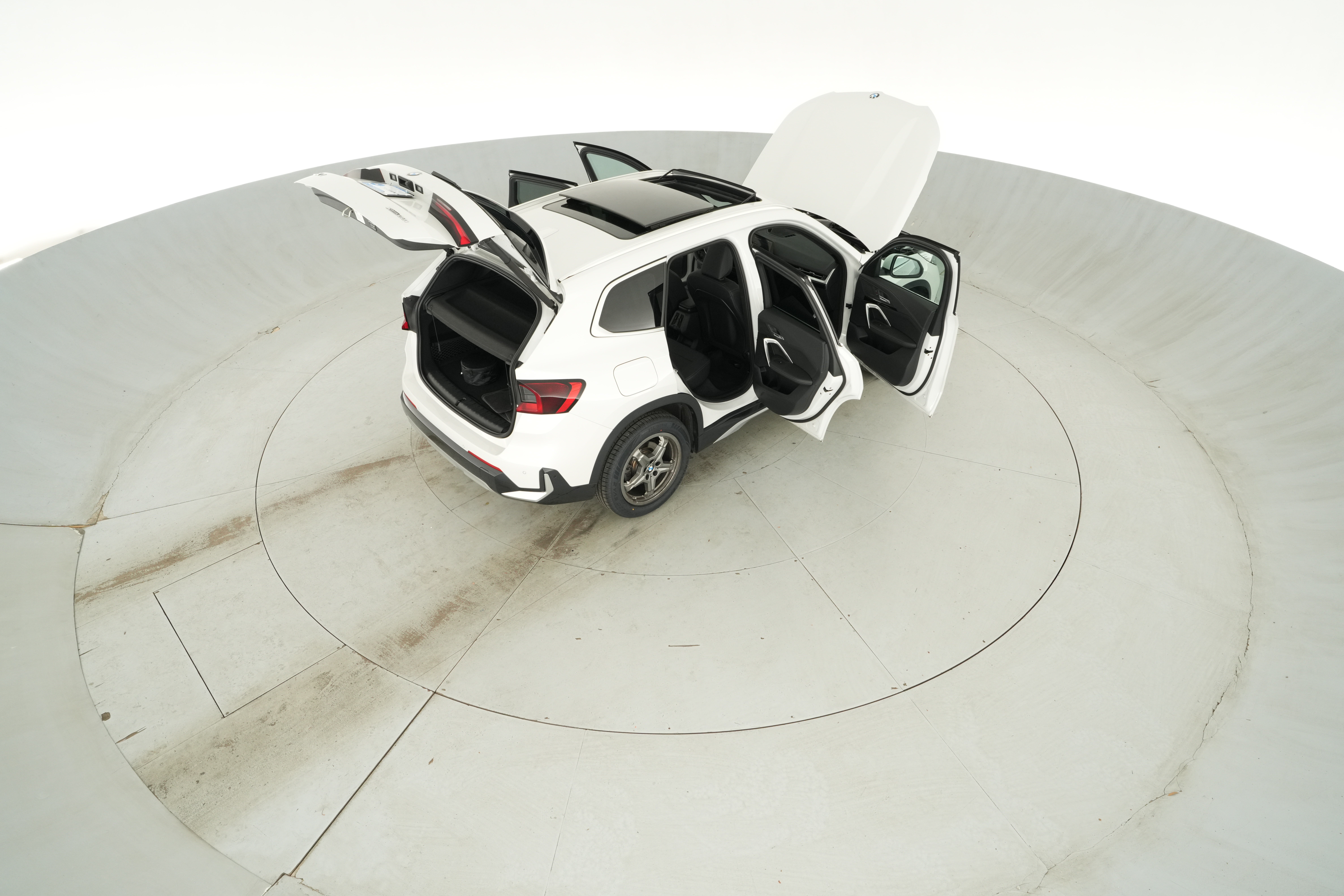 2026 BMW X1 28i - Photo 48