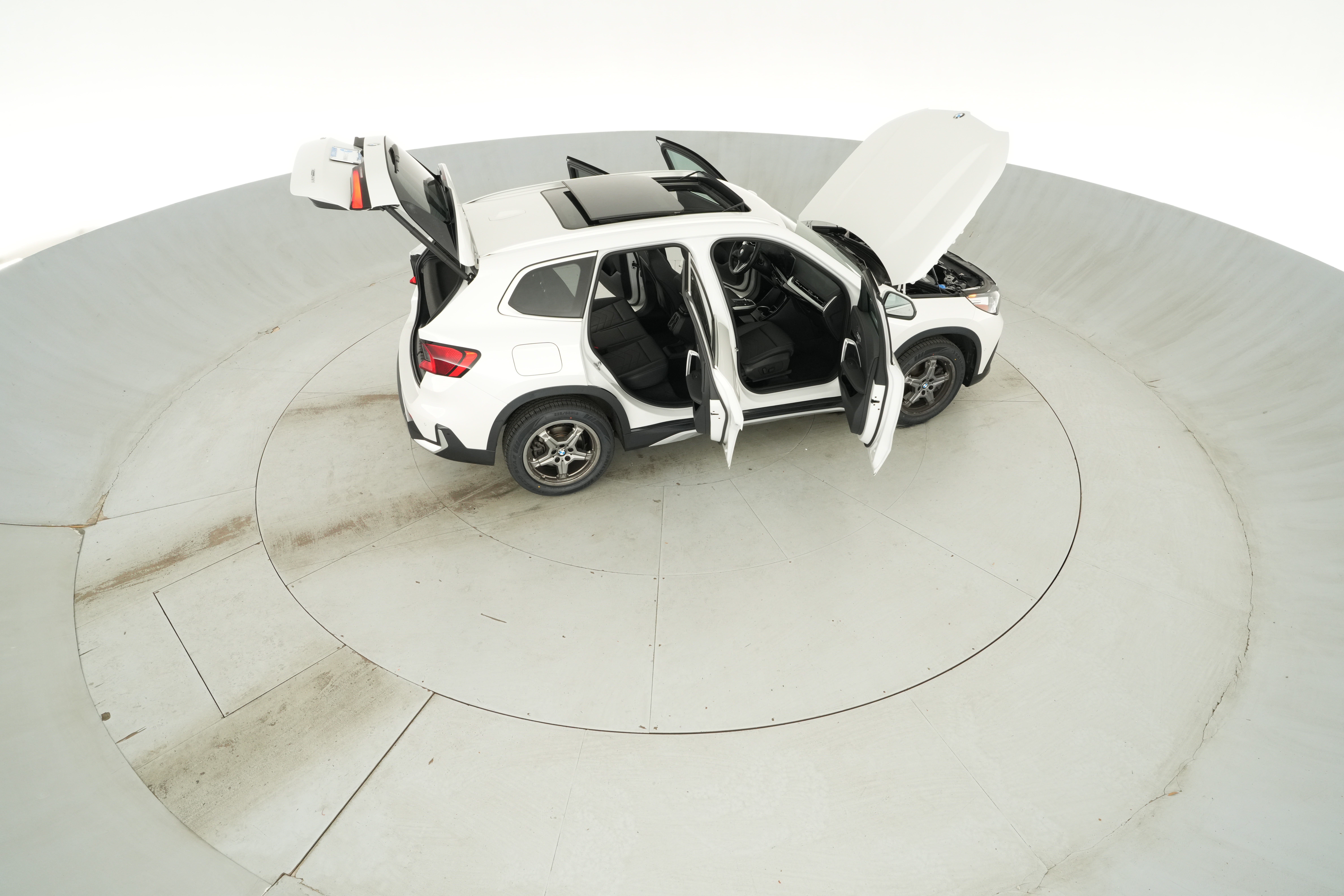 2026 BMW X1 28i - Photo 49
