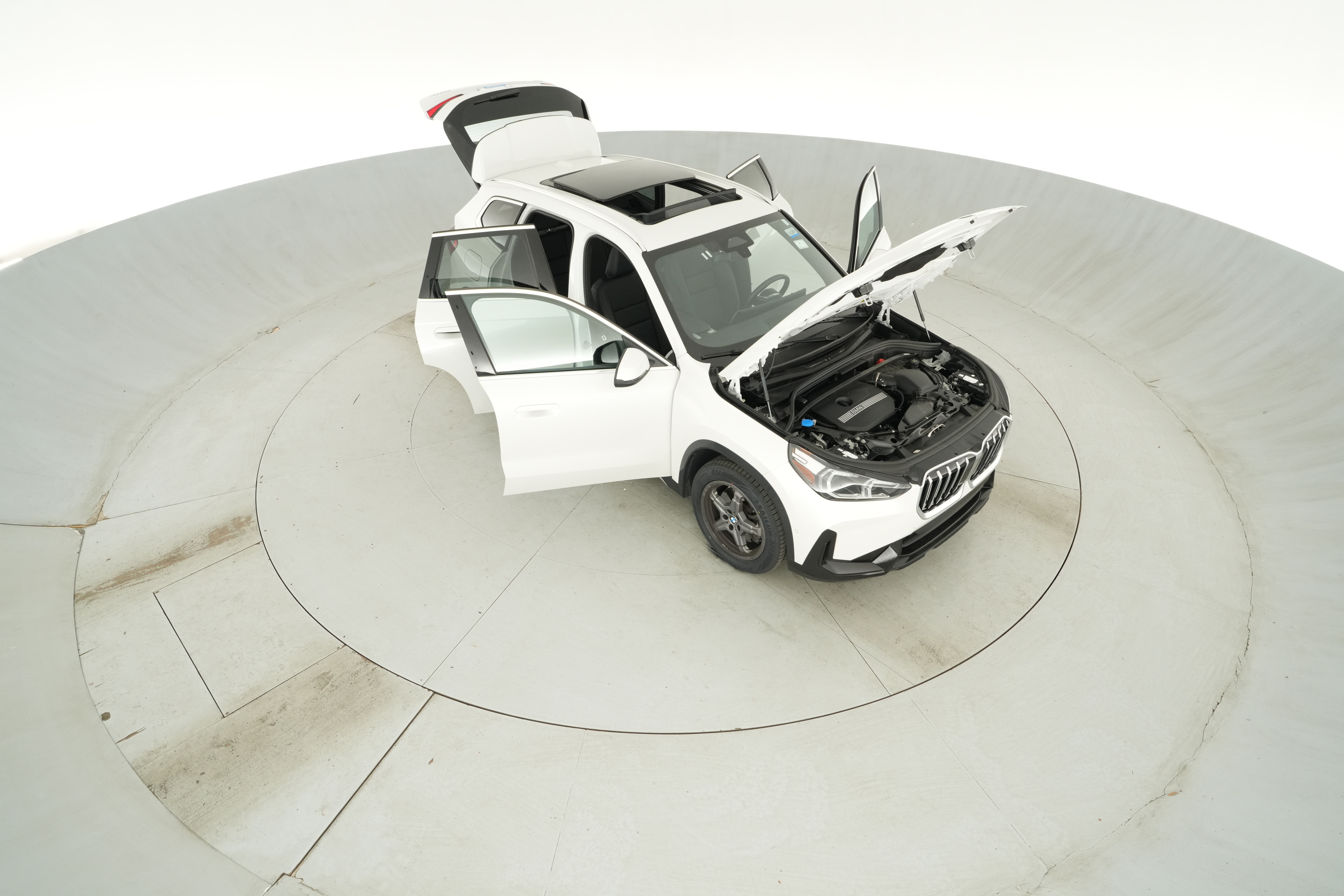2026 BMW X1 28i - Photo 52