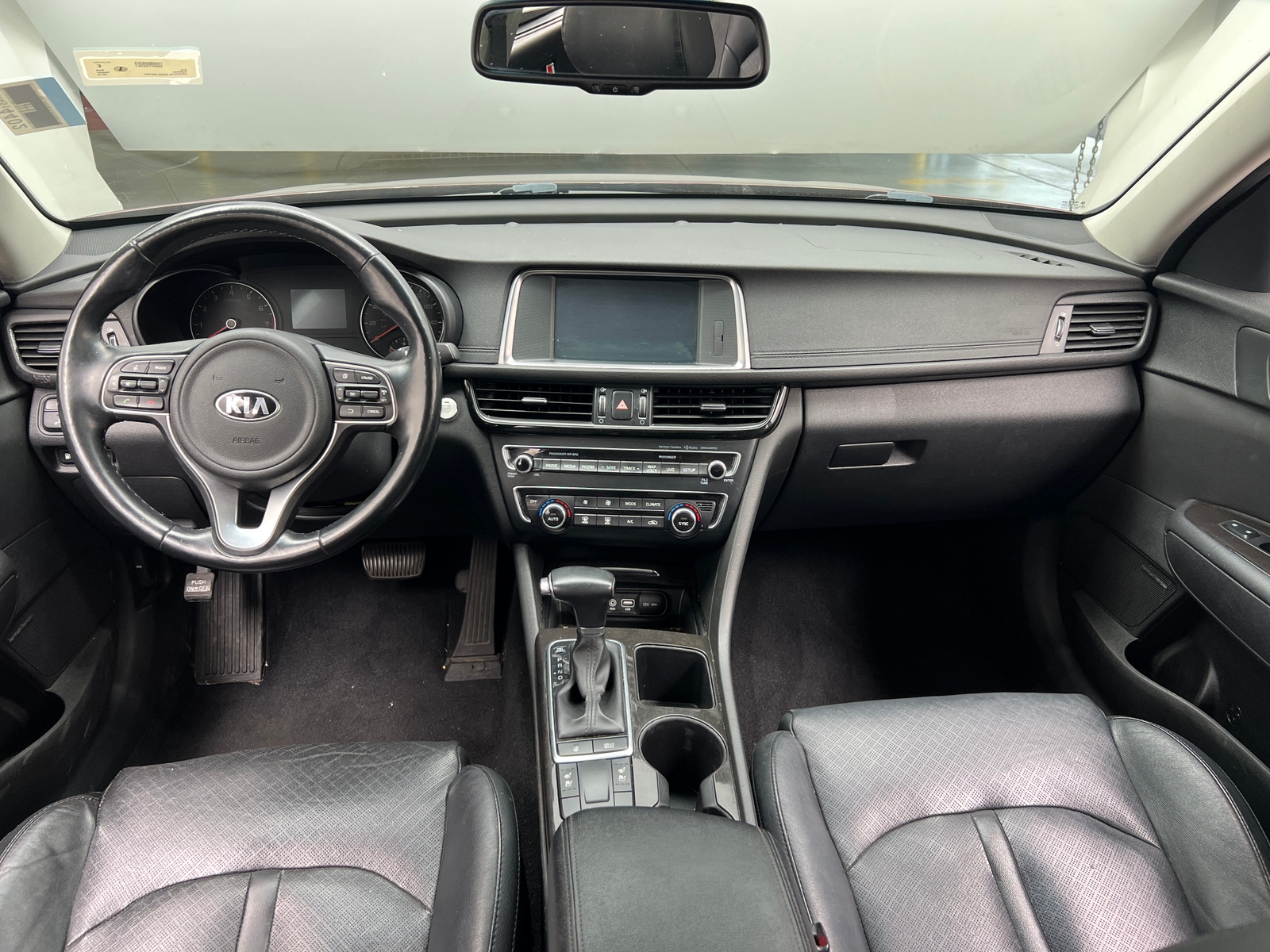 Thumbnail: 2016 Kia Optima - 2