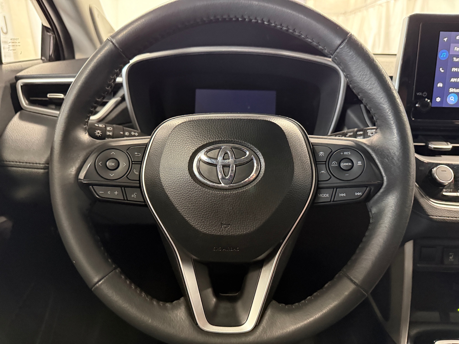 Thumbnail: 2024 Toyota Corolla Cross - 4