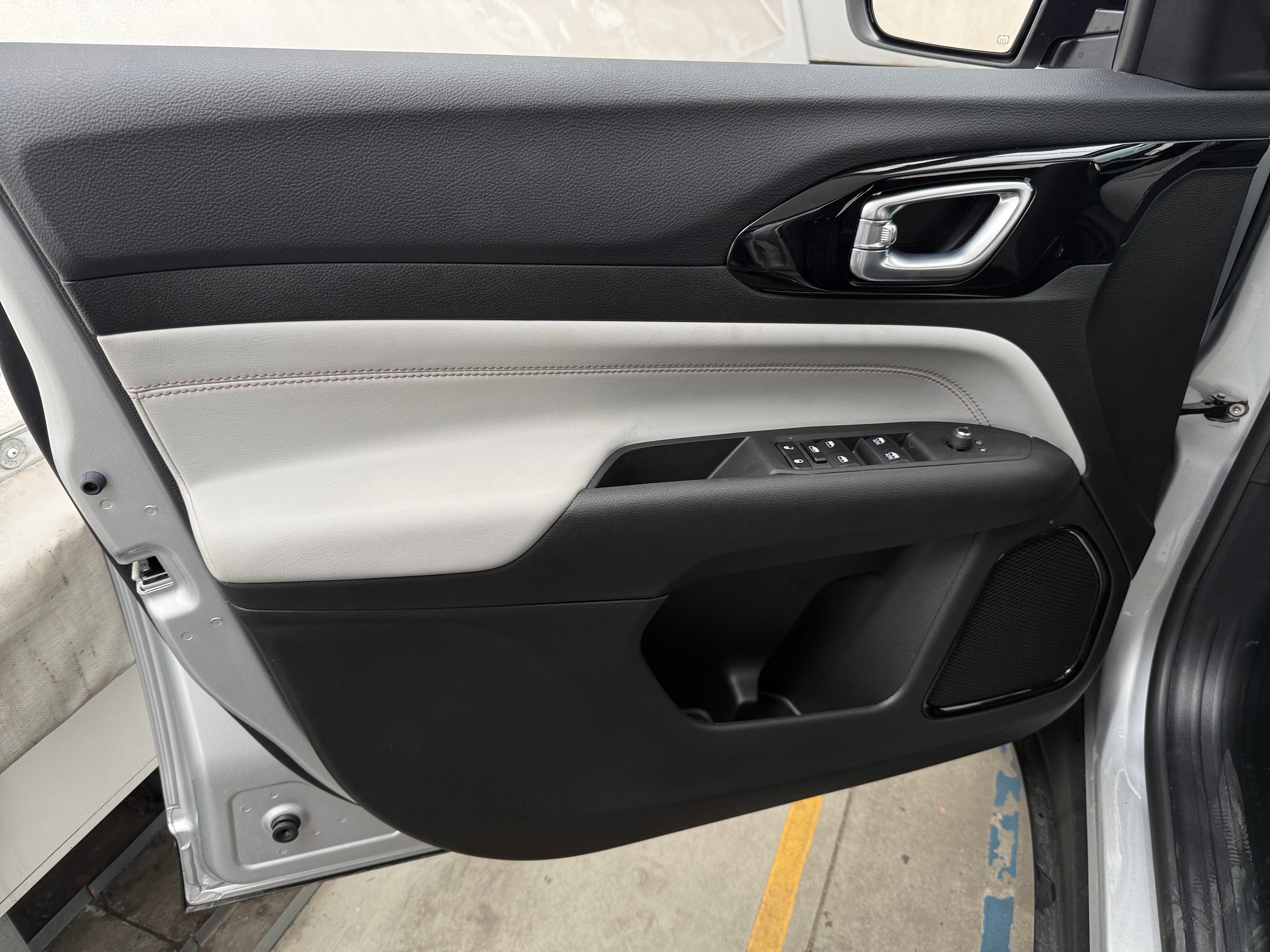 2026 Jeep Compass Limited - Photo 8