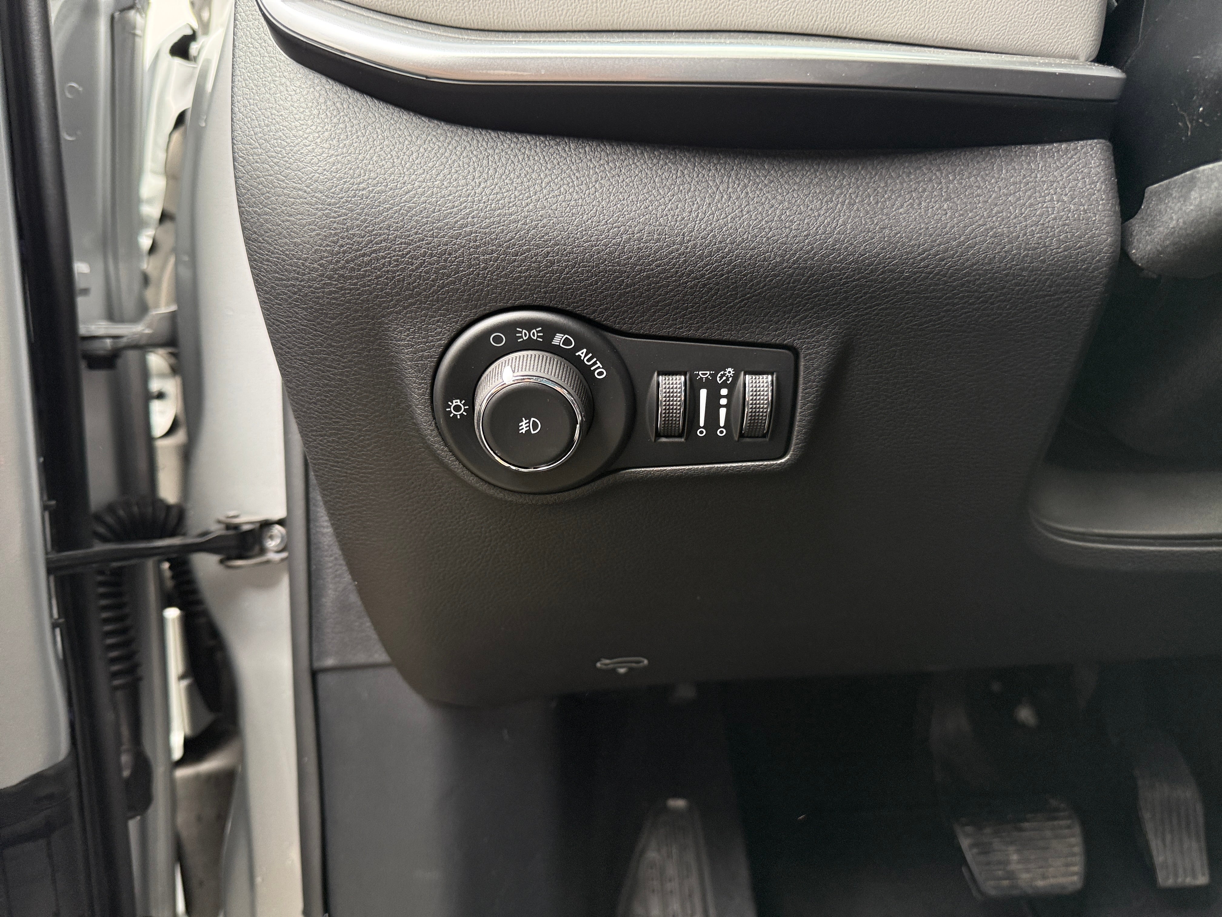 2026 Jeep Compass Limited - Photo 10