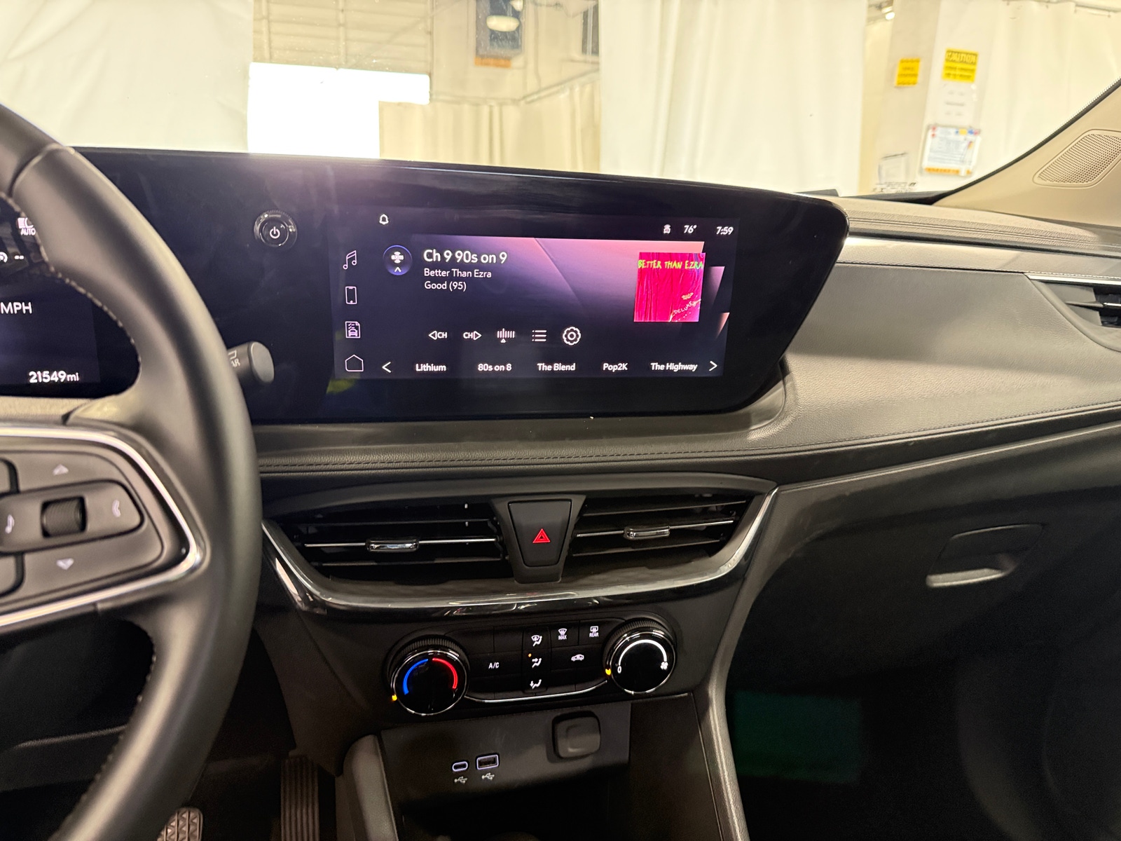 Thumbnail: 2025 Buick Encore GX - 3