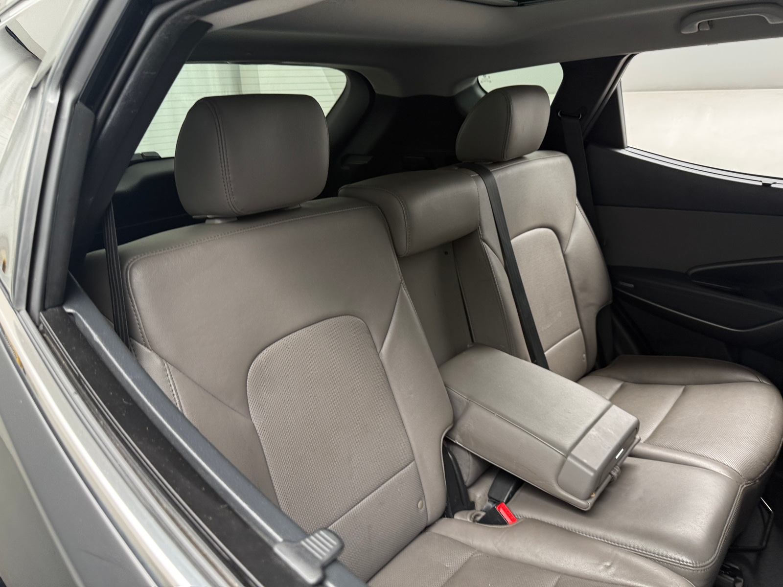 Thumbnail: 2017 Hyundai Santa Fe - 5