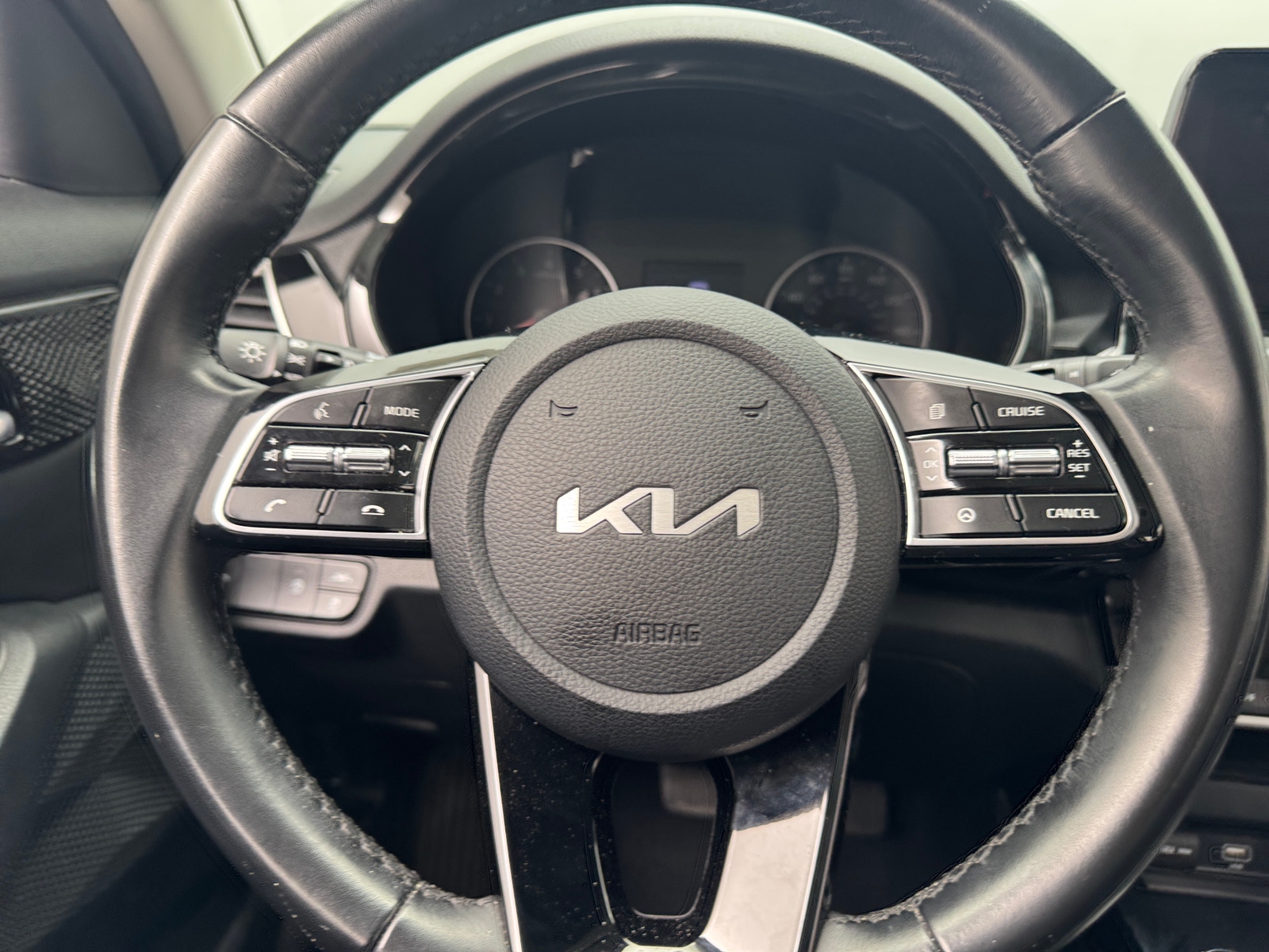 Thumbnail: 2022 Kia Seltos - 4
