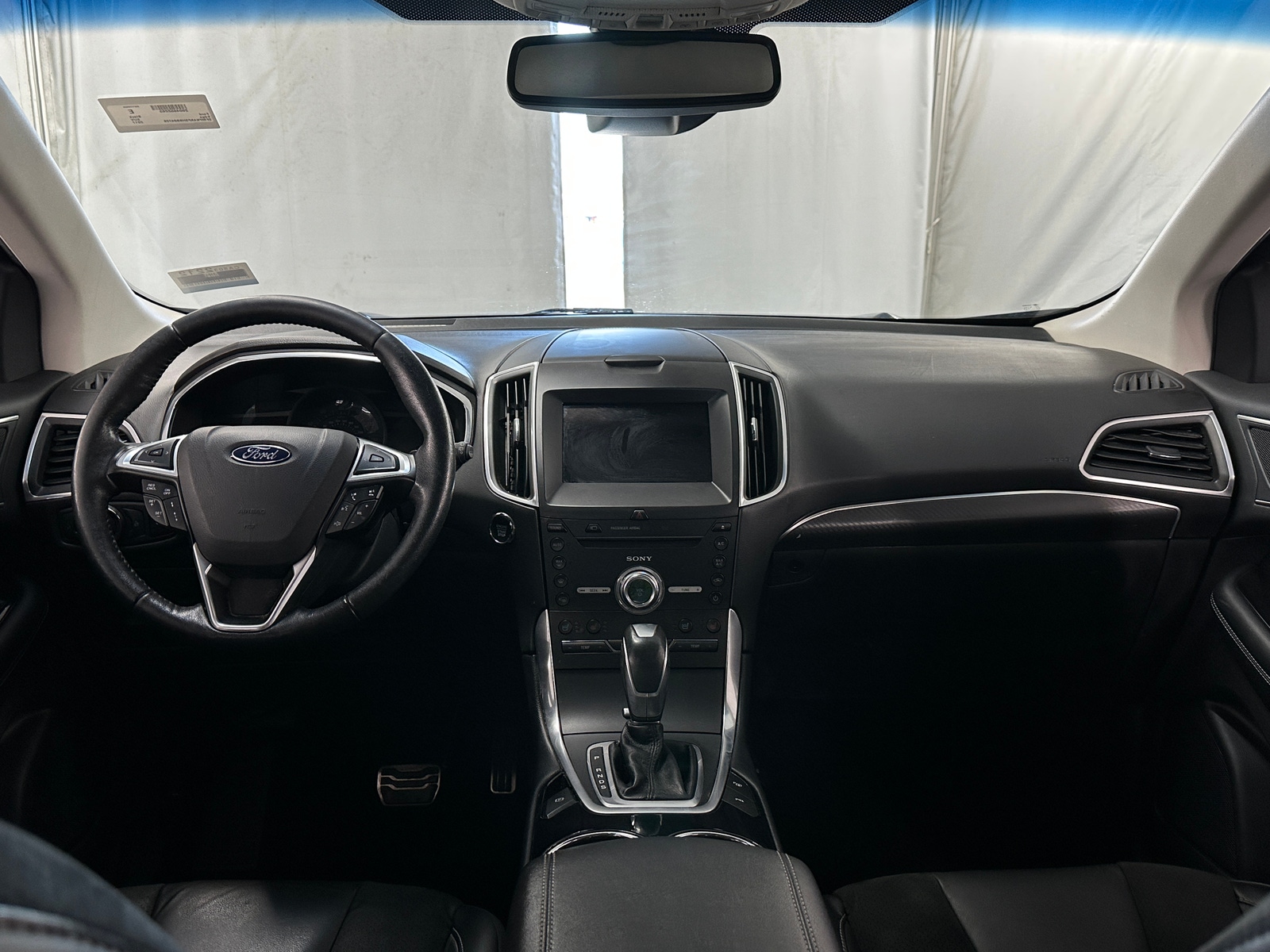 Thumbnail: 2017 Ford Edge - 2