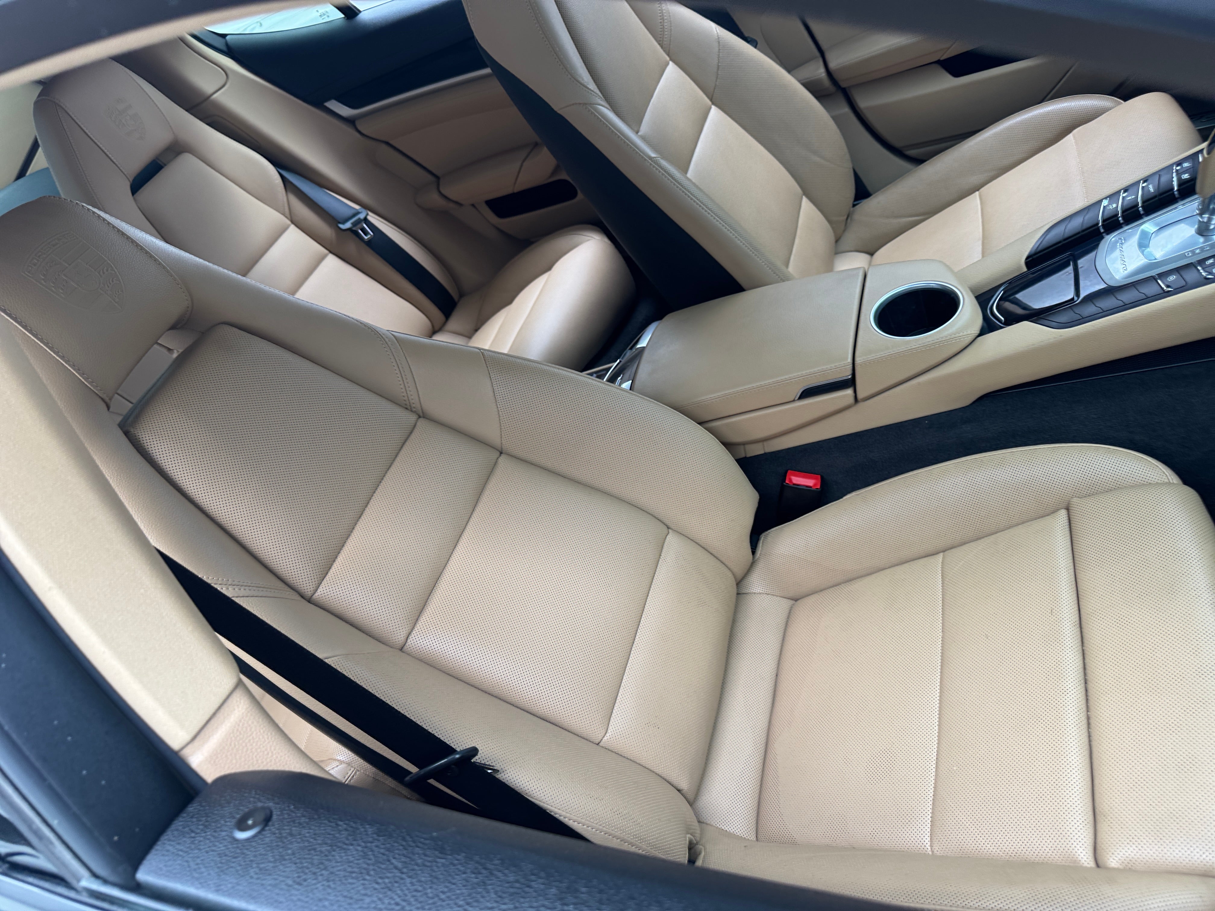 2016 Porsche Panamera