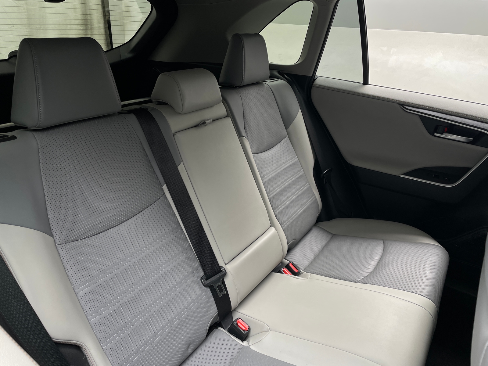 Thumbnail: 2020 Toyota RAV4 - 5