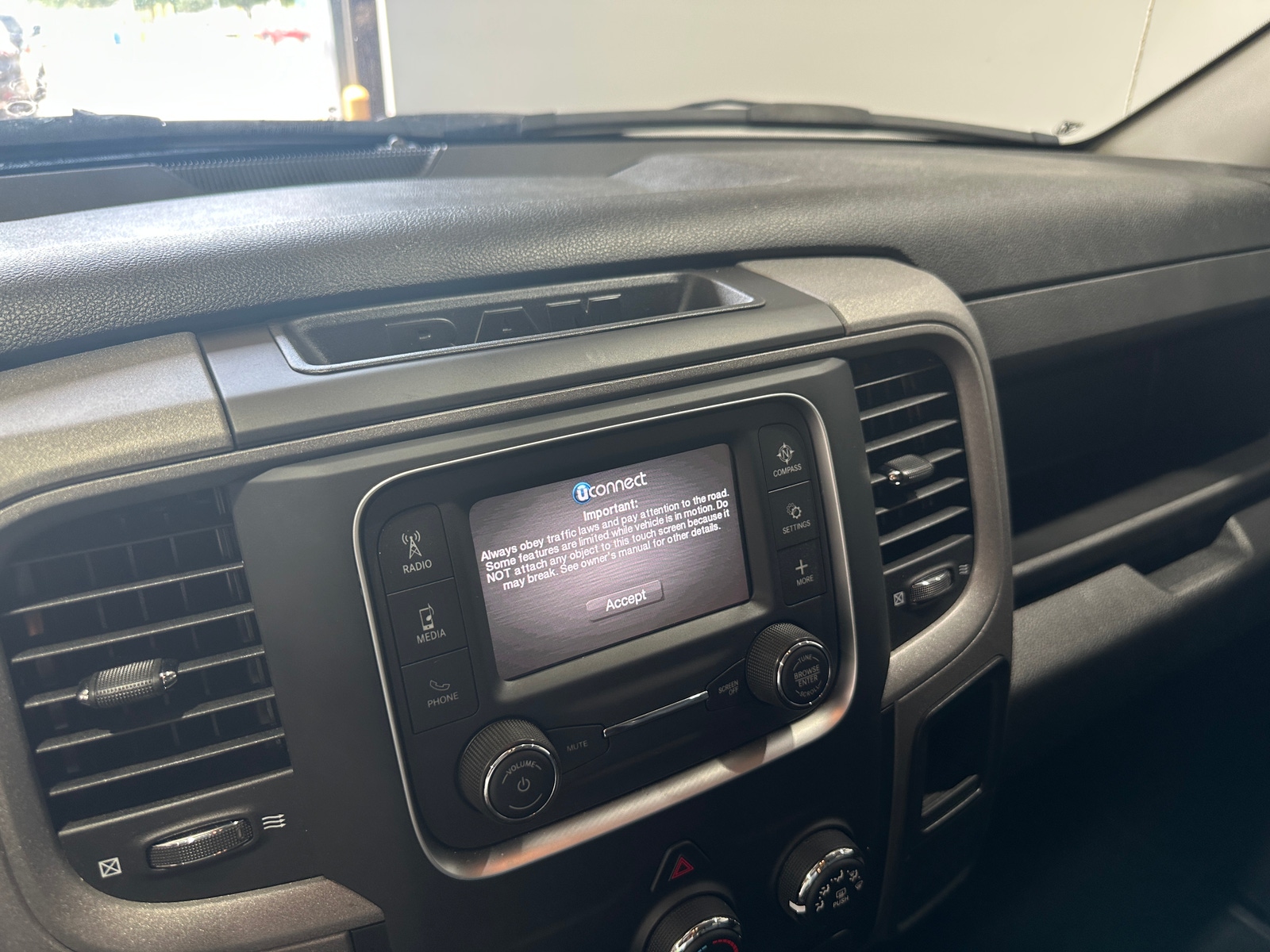 Thumbnail: 2024 RAM 1500 Classic - 4