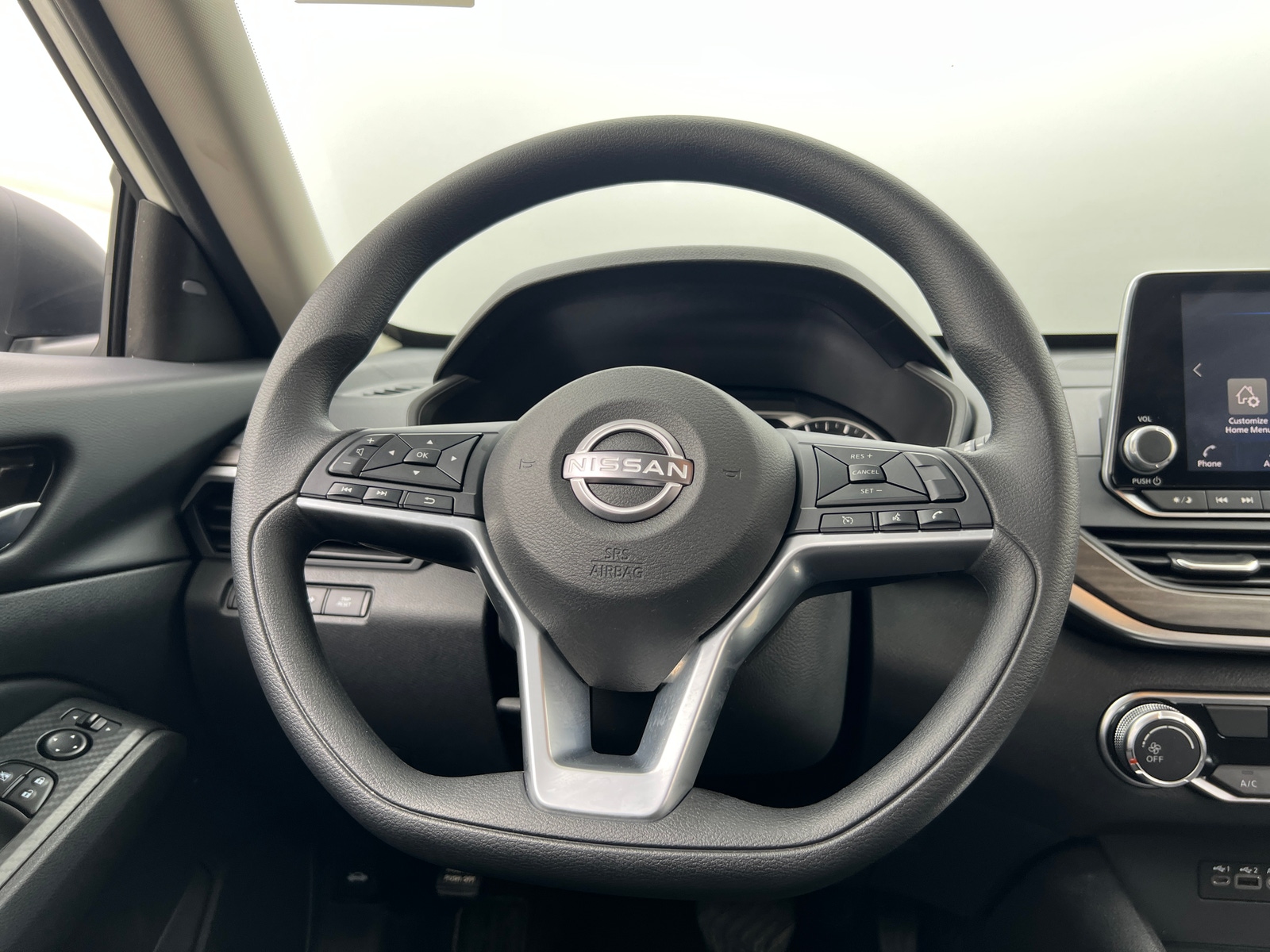 Thumbnail: 2025 Nissan Altima - 5