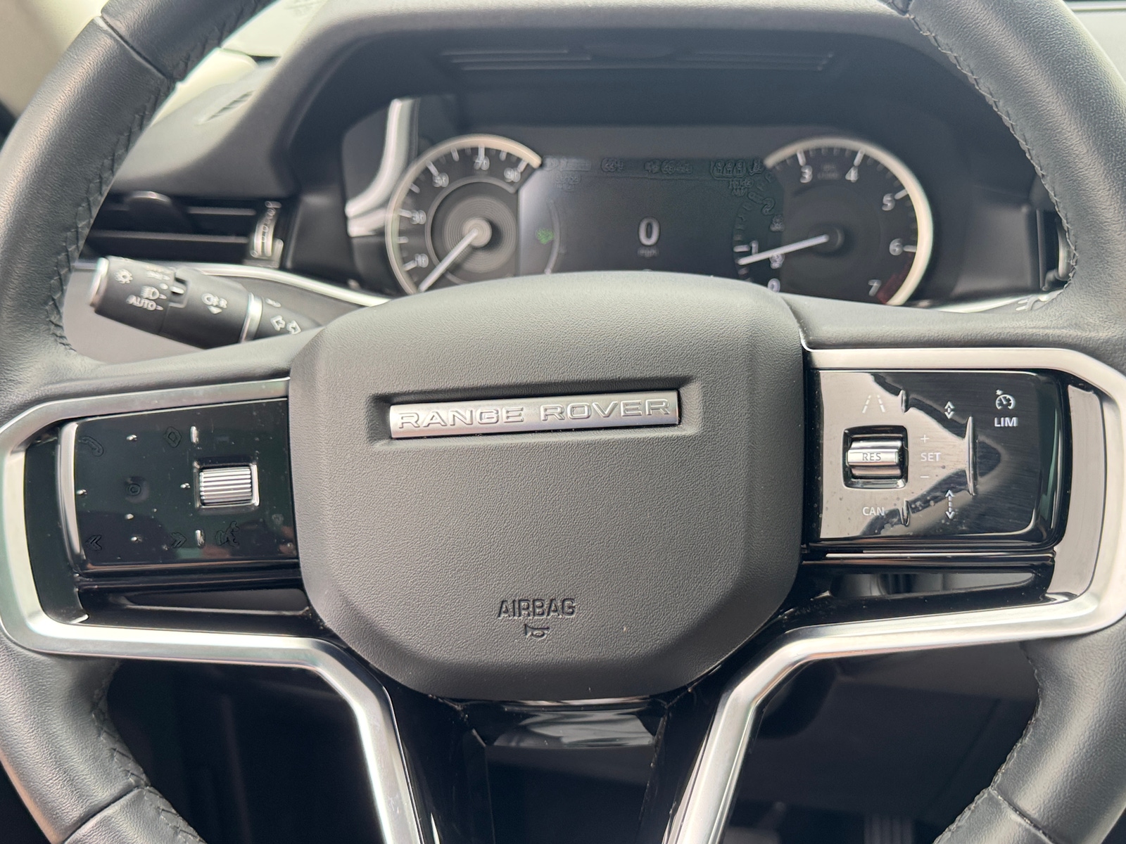 Thumbnail: 2023 Land Rover Range Rover Evoque - 4