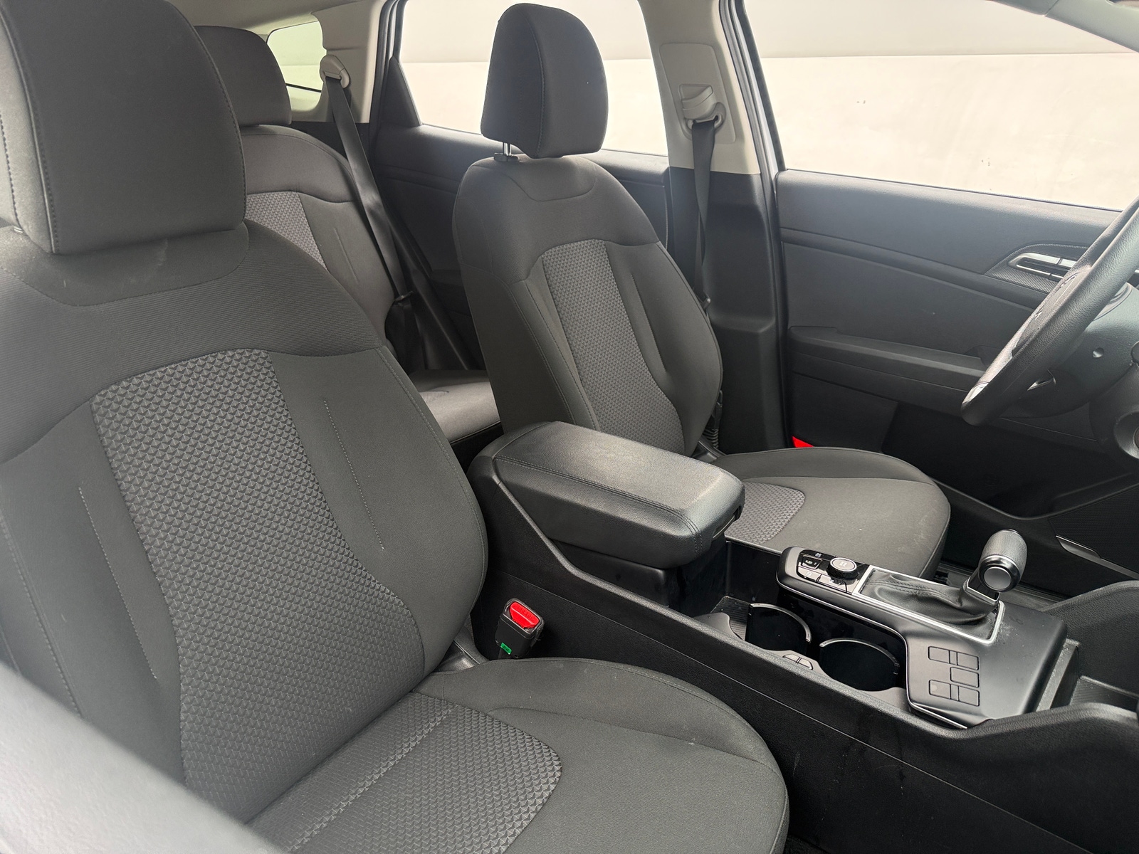 Thumbnail: 2025 Kia Sportage - 2