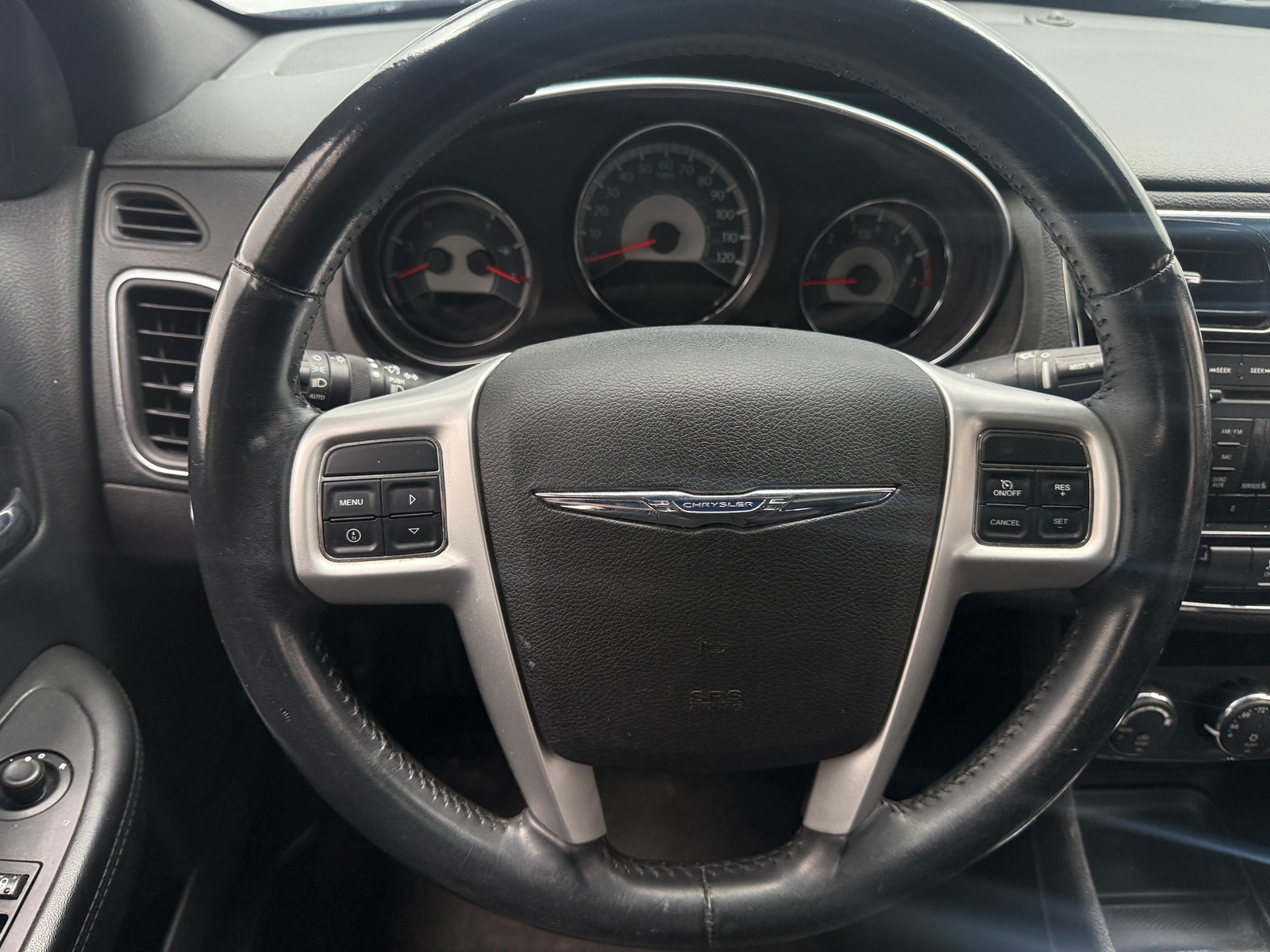 Thumbnail: 2013 Chrysler 200 - 5