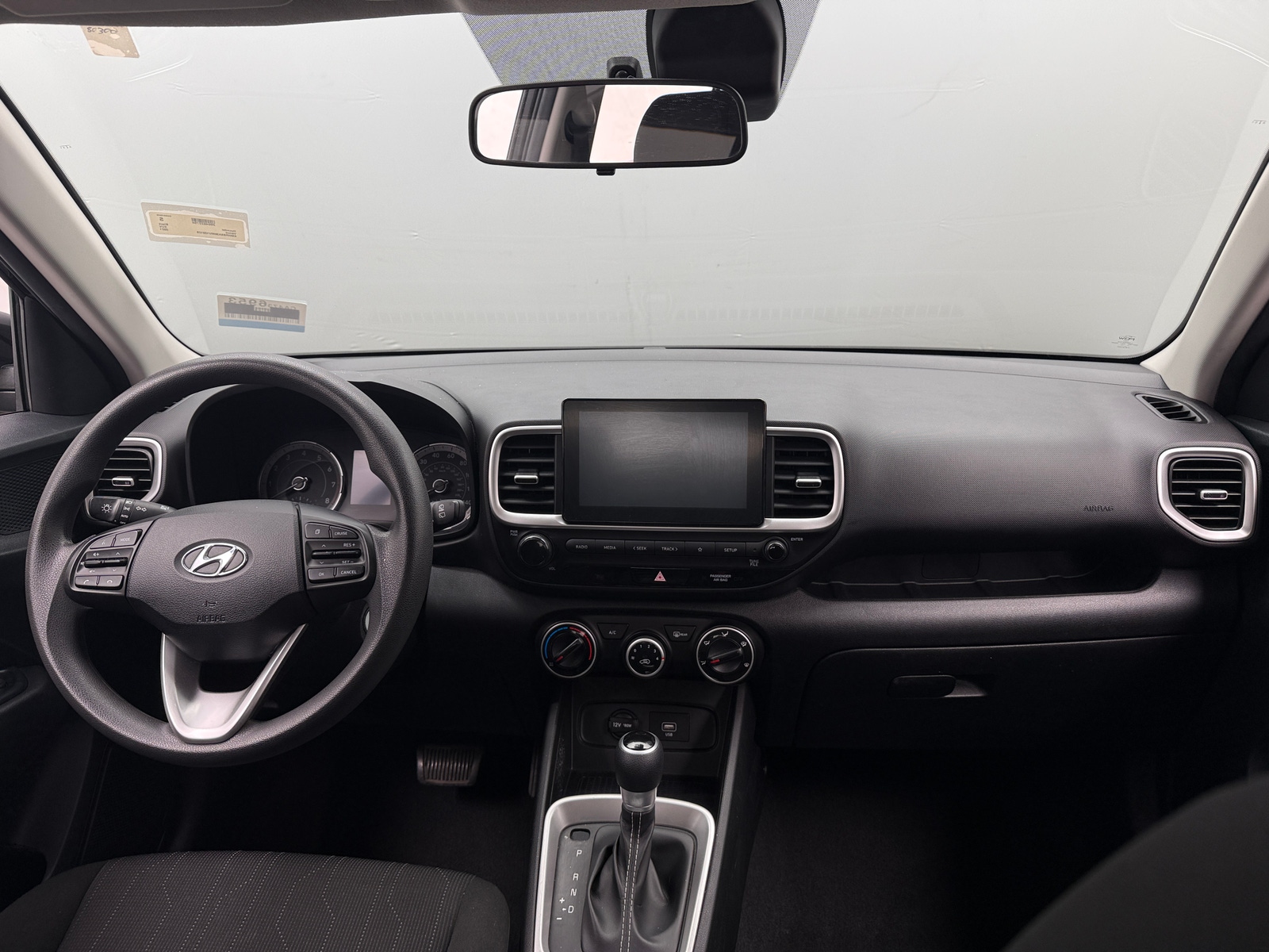 Thumbnail: 2021 Hyundai Venue - 3