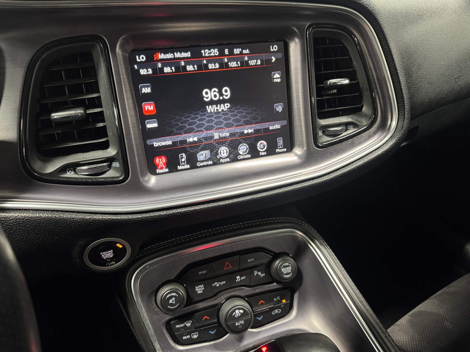 Thumbnail: 2016 Dodge Challenger - 2