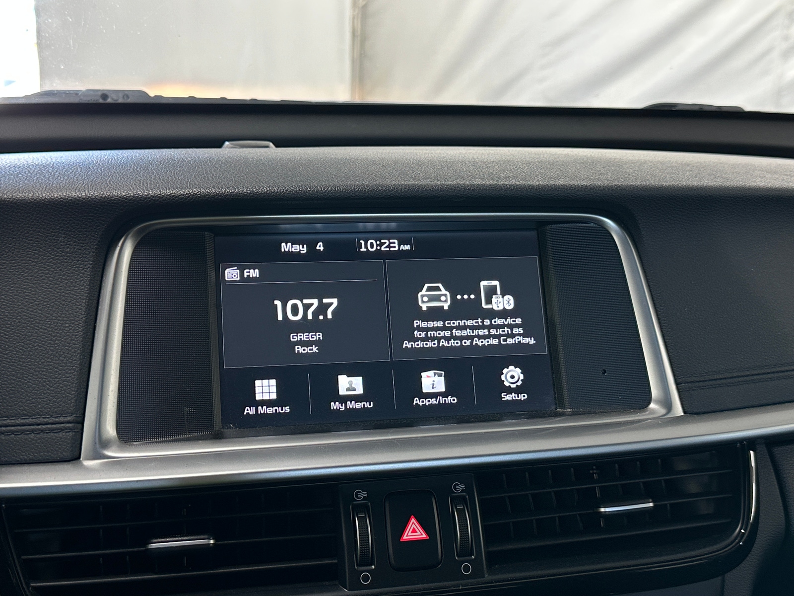 Thumbnail: 2019 Kia Optima - 4
