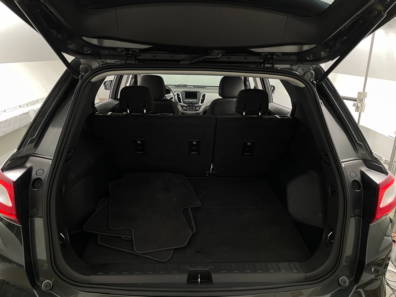 Thumbnail: 2019 Chevrolet Equinox - 7