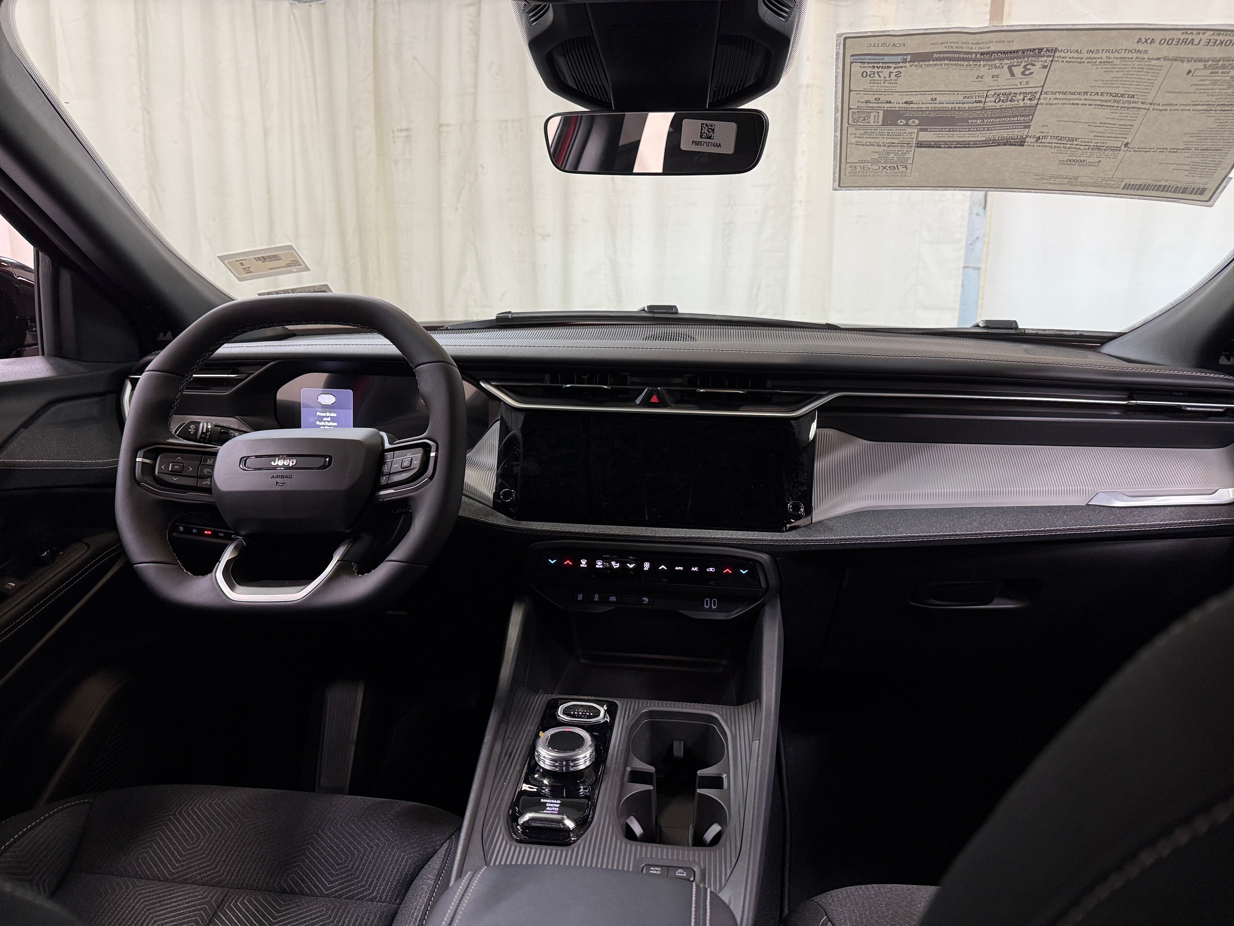 2026 Jeep Cherokee Laredo - Photo 4