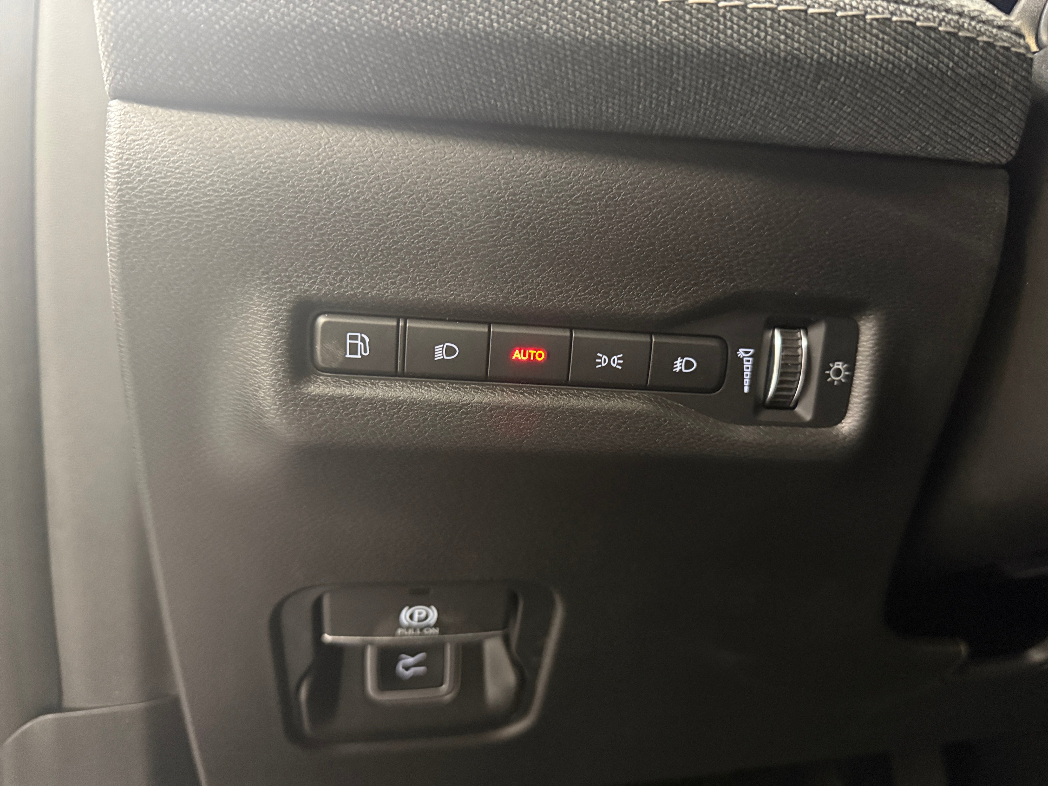 2026 Jeep Cherokee Laredo - Photo 11
