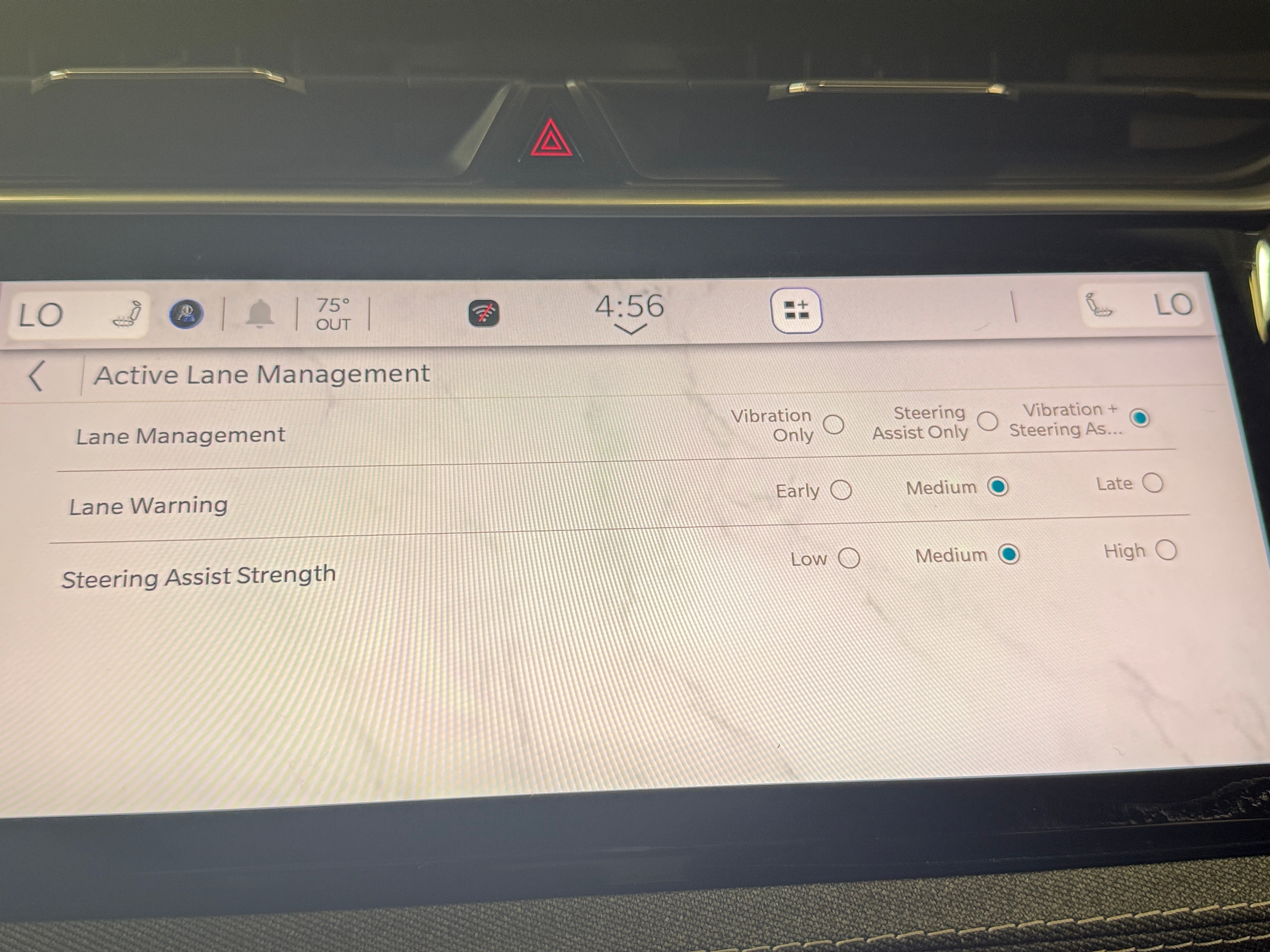 2026 Jeep Cherokee Laredo - Photo 12
