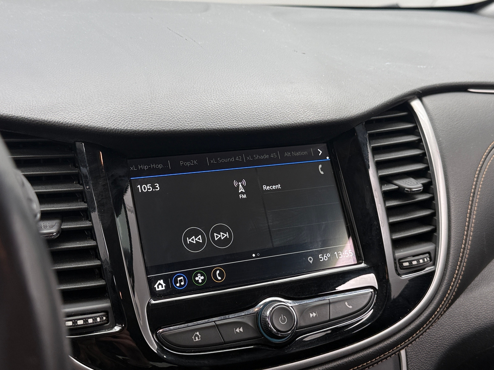 Thumbnail: 2018 Chevrolet Trax - 4