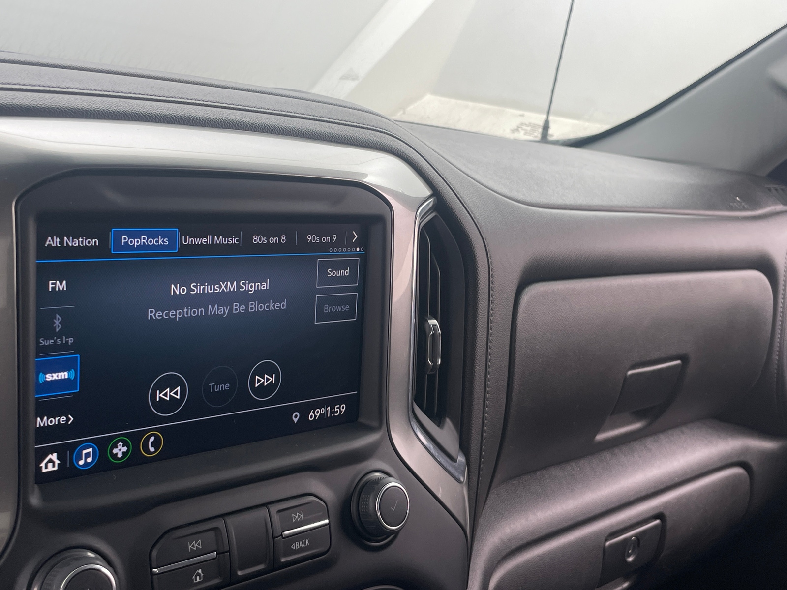 Thumbnail: 2022 Chevrolet Silverado 1500 - 4