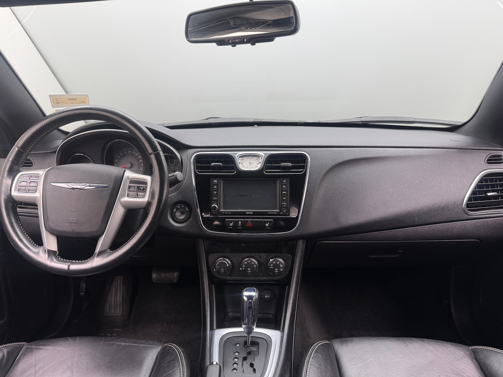 Thumbnail: 2012 Chrysler 200 - 2