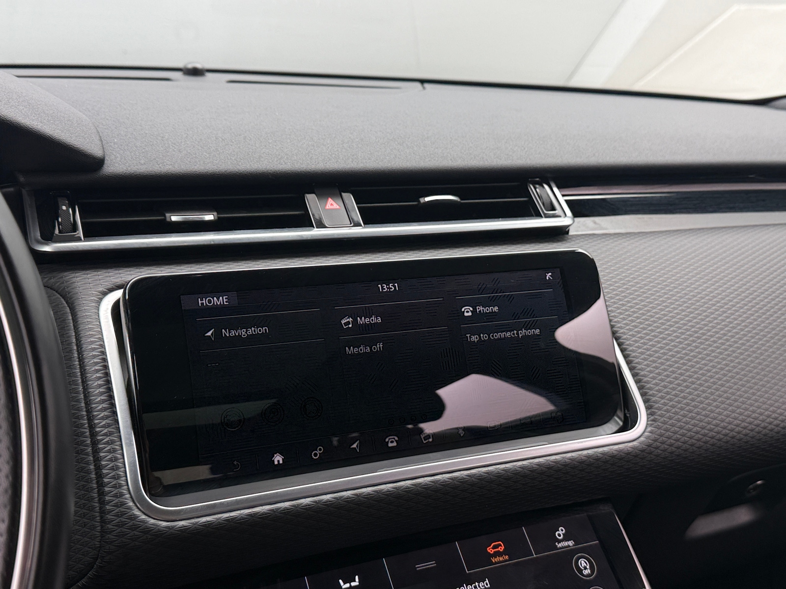 Thumbnail: 2019 Land Rover Range Rover Velar - 3