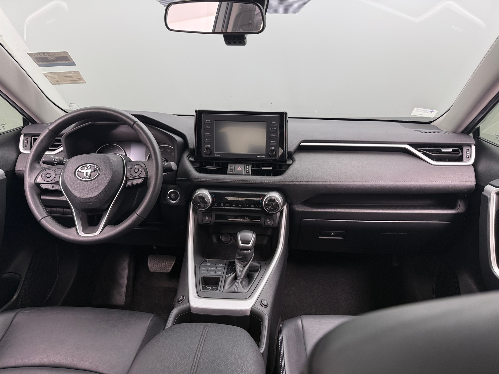 Thumbnail: 2022 Toyota RAV4 - 2
