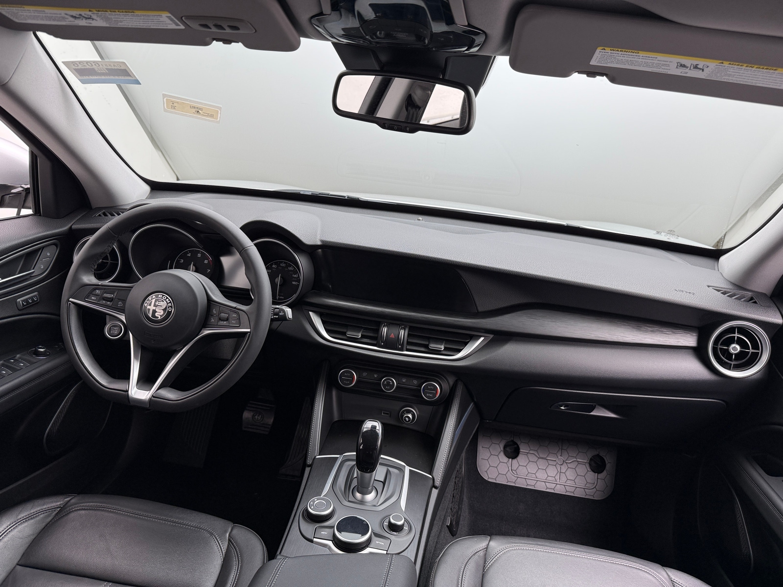 Thumbnail: 2018 Alfa Romeo Stelvio - 2