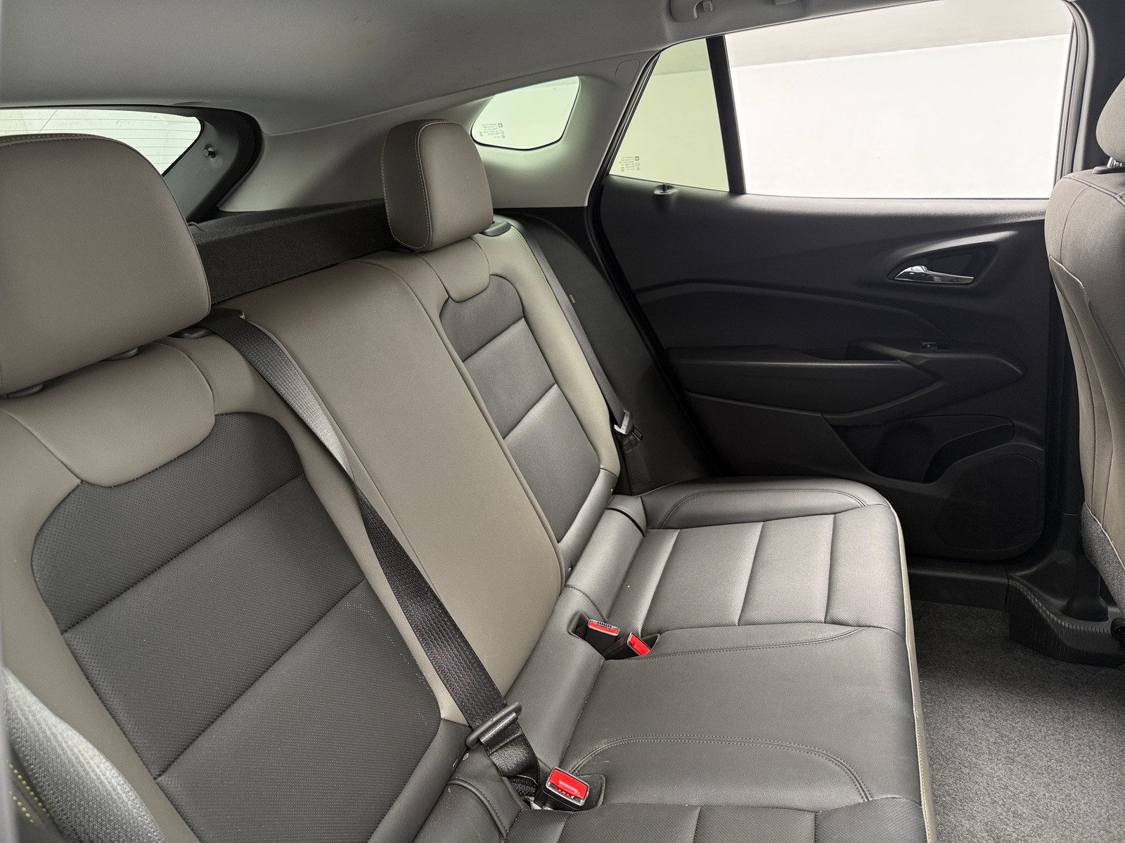 Thumbnail: 2025 Chevrolet Trax - 5