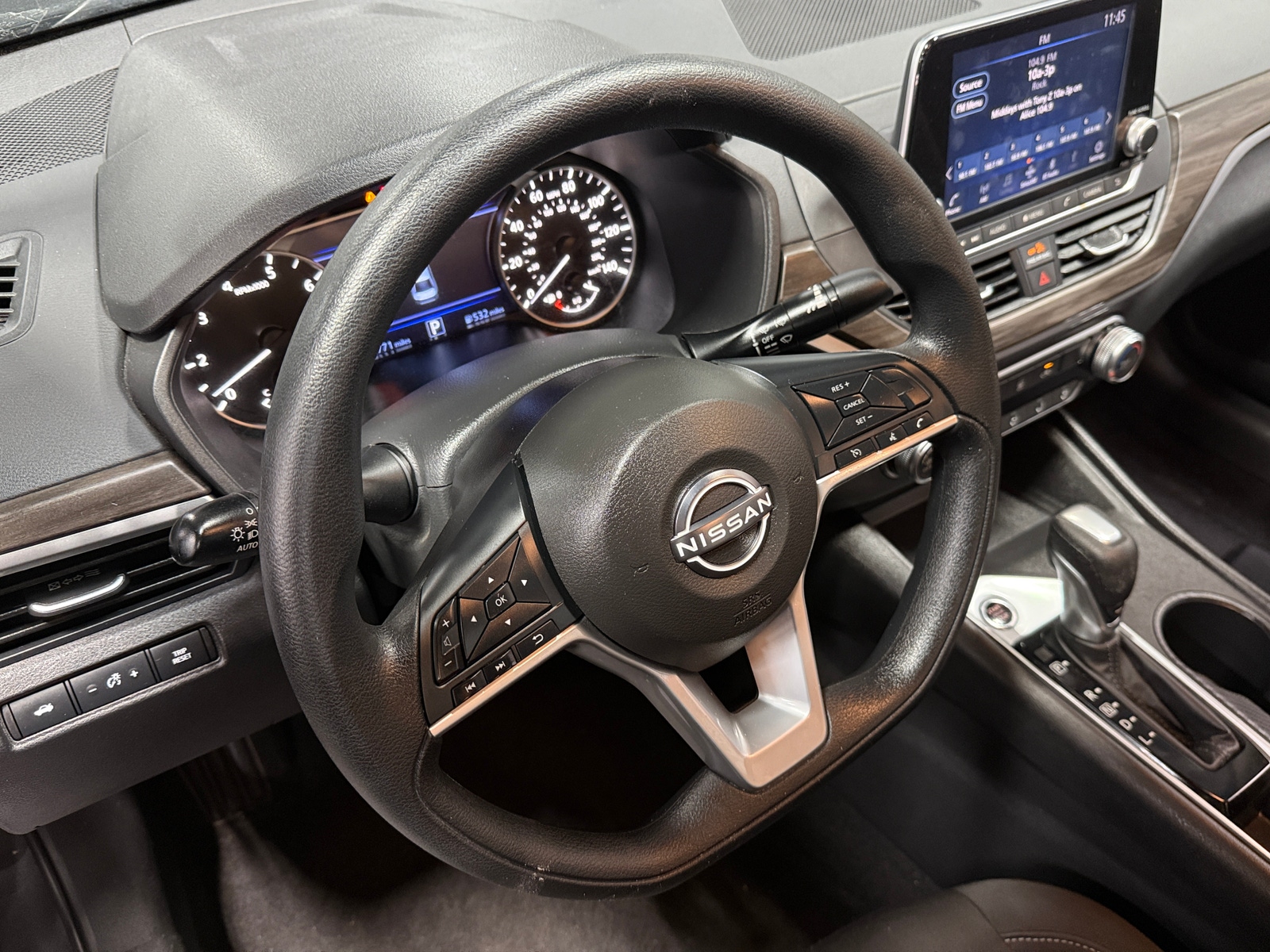 Thumbnail: 2025 Nissan Altima - 5