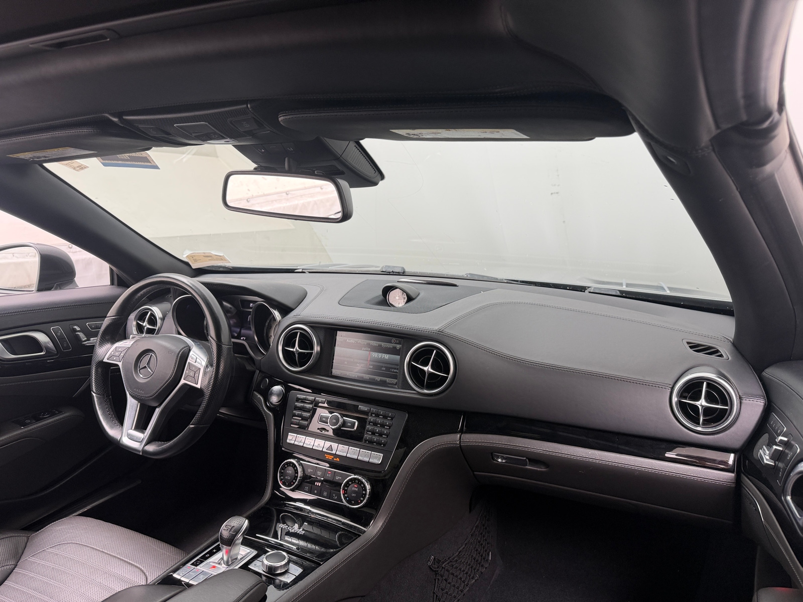 Thumbnail: 2016 Mercedes-Benz SL-Class - 2