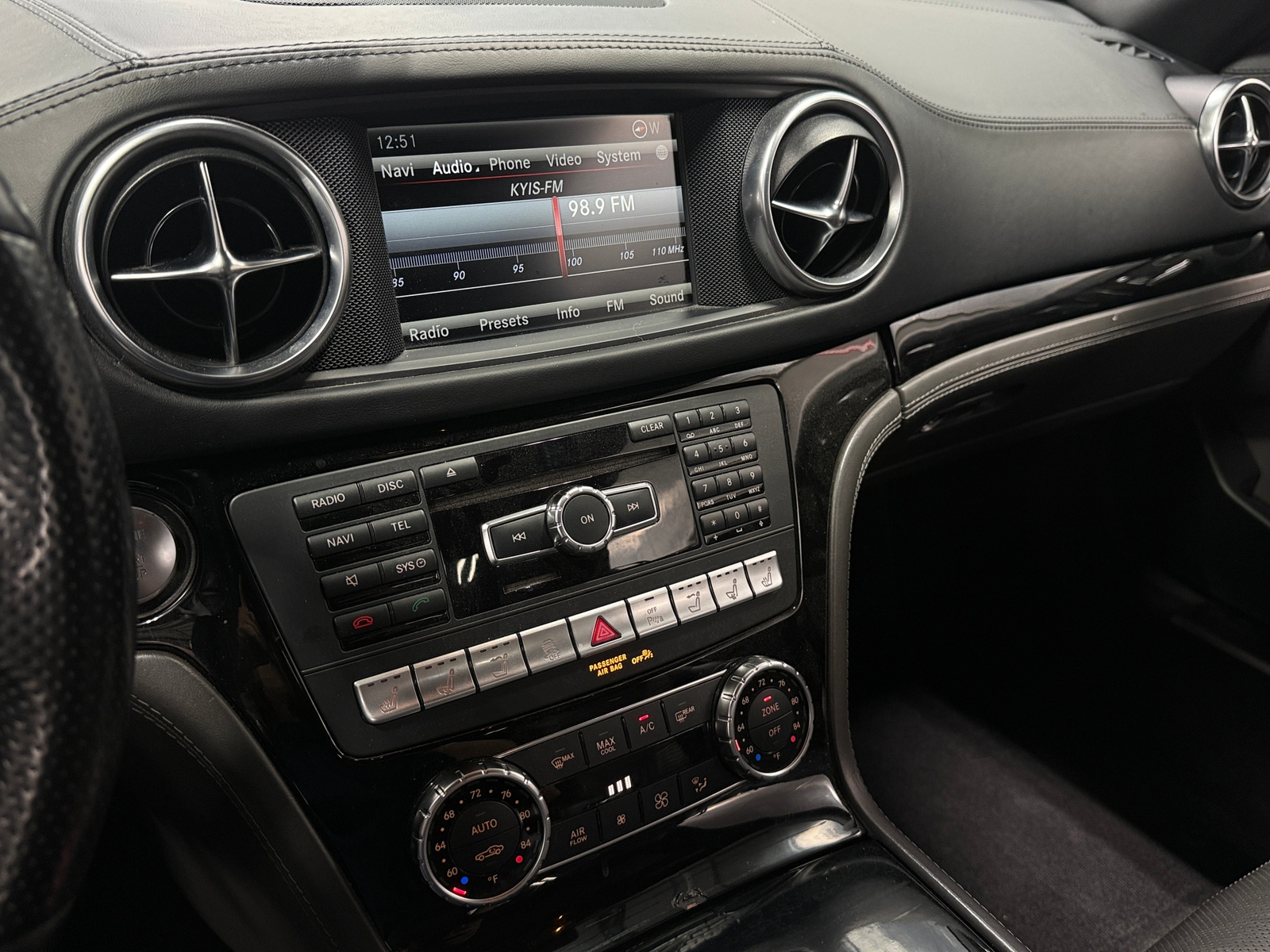 Thumbnail: 2016 Mercedes-Benz SL-Class - 3