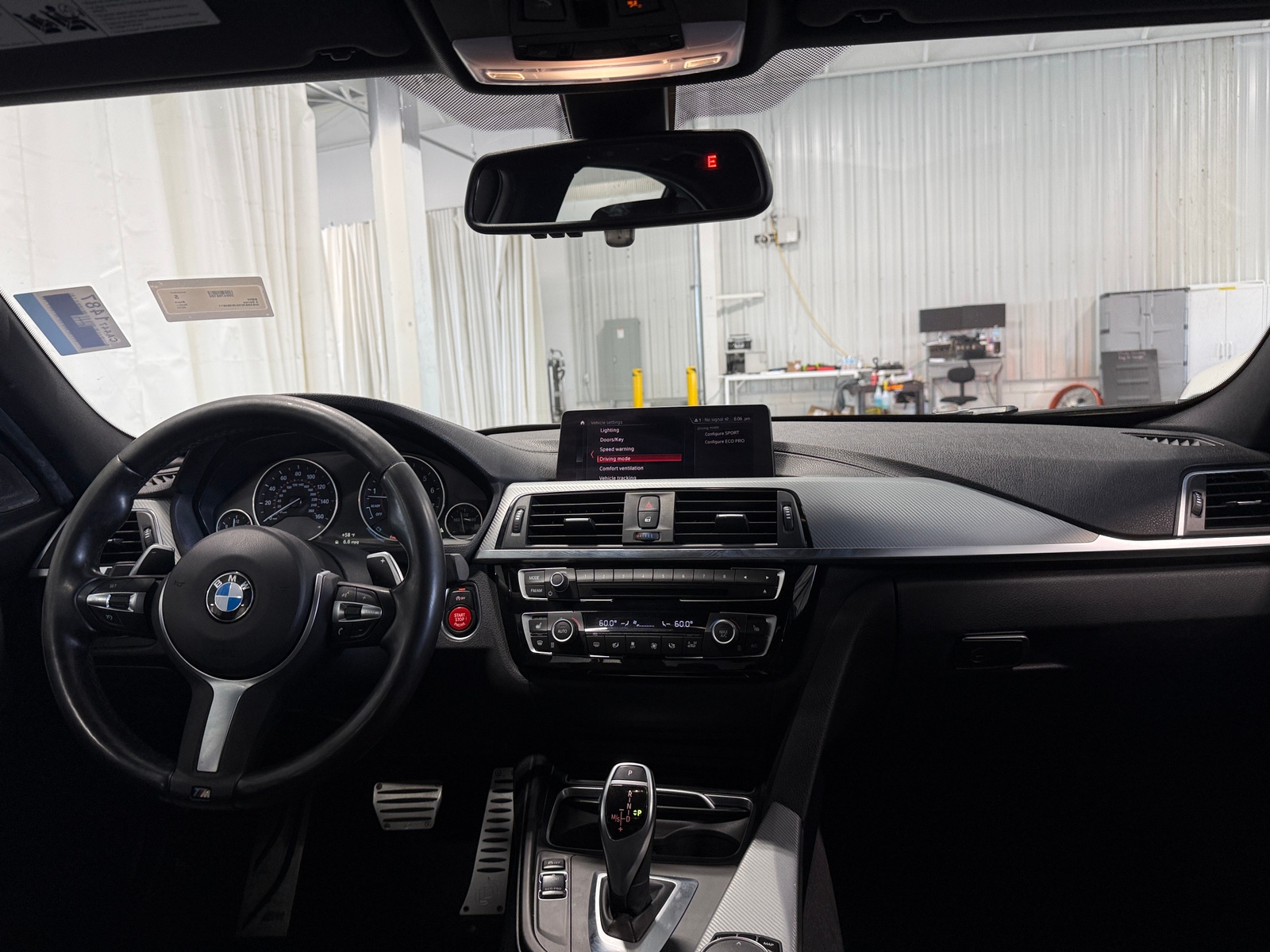 Thumbnail: 2018 BMW 3 Series - 2