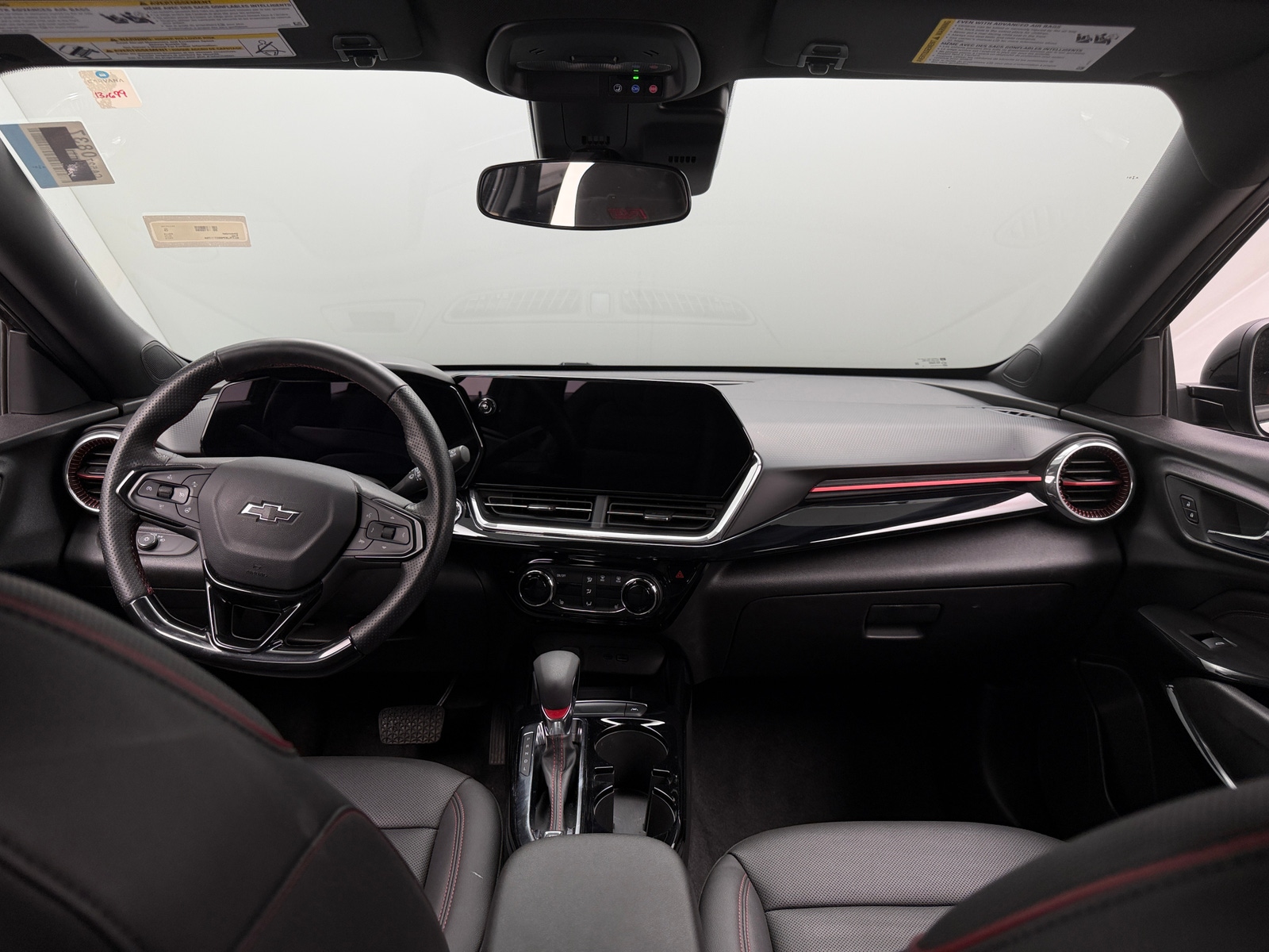 Thumbnail: 2025 Chevrolet Trax - 2