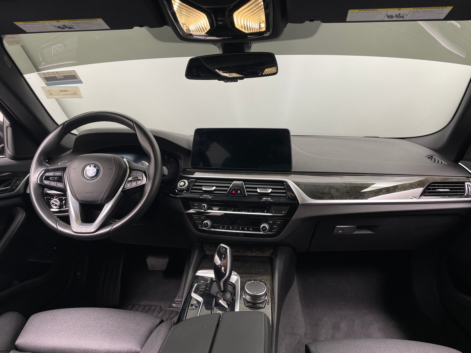 Thumbnail: 2023 BMW 5 Series - 2