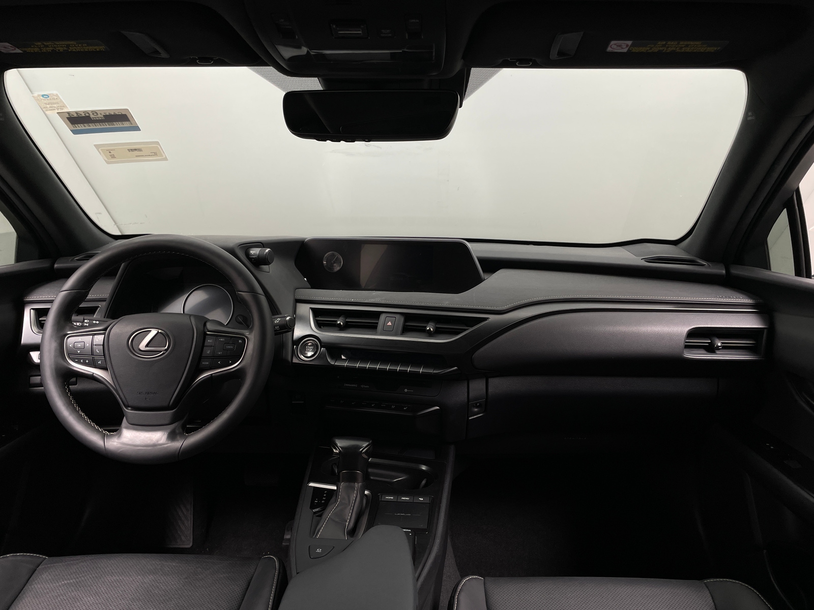 Thumbnail: 2020 Lexus UX - 2