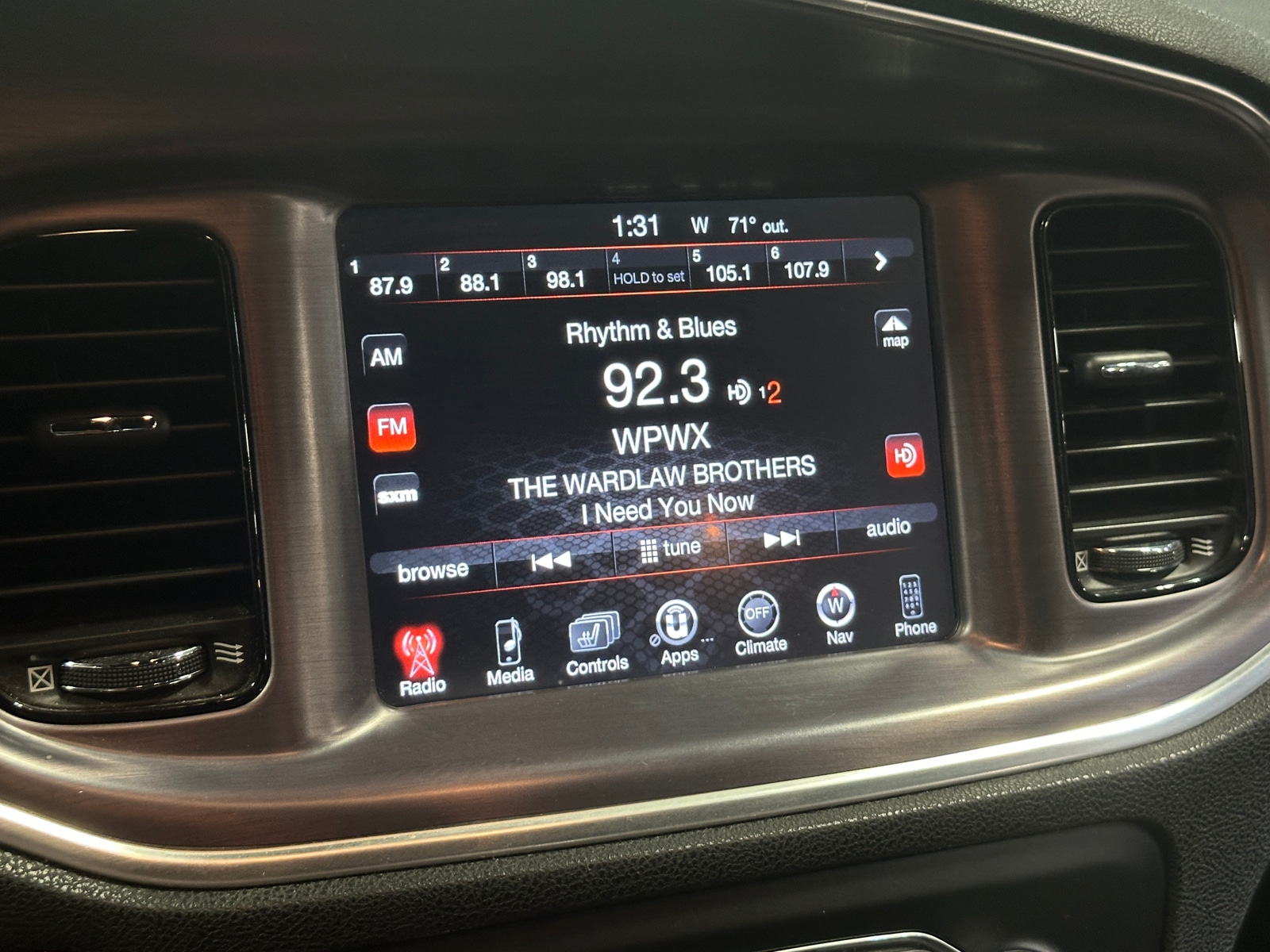 Thumbnail: 2016 Dodge Charger - 4